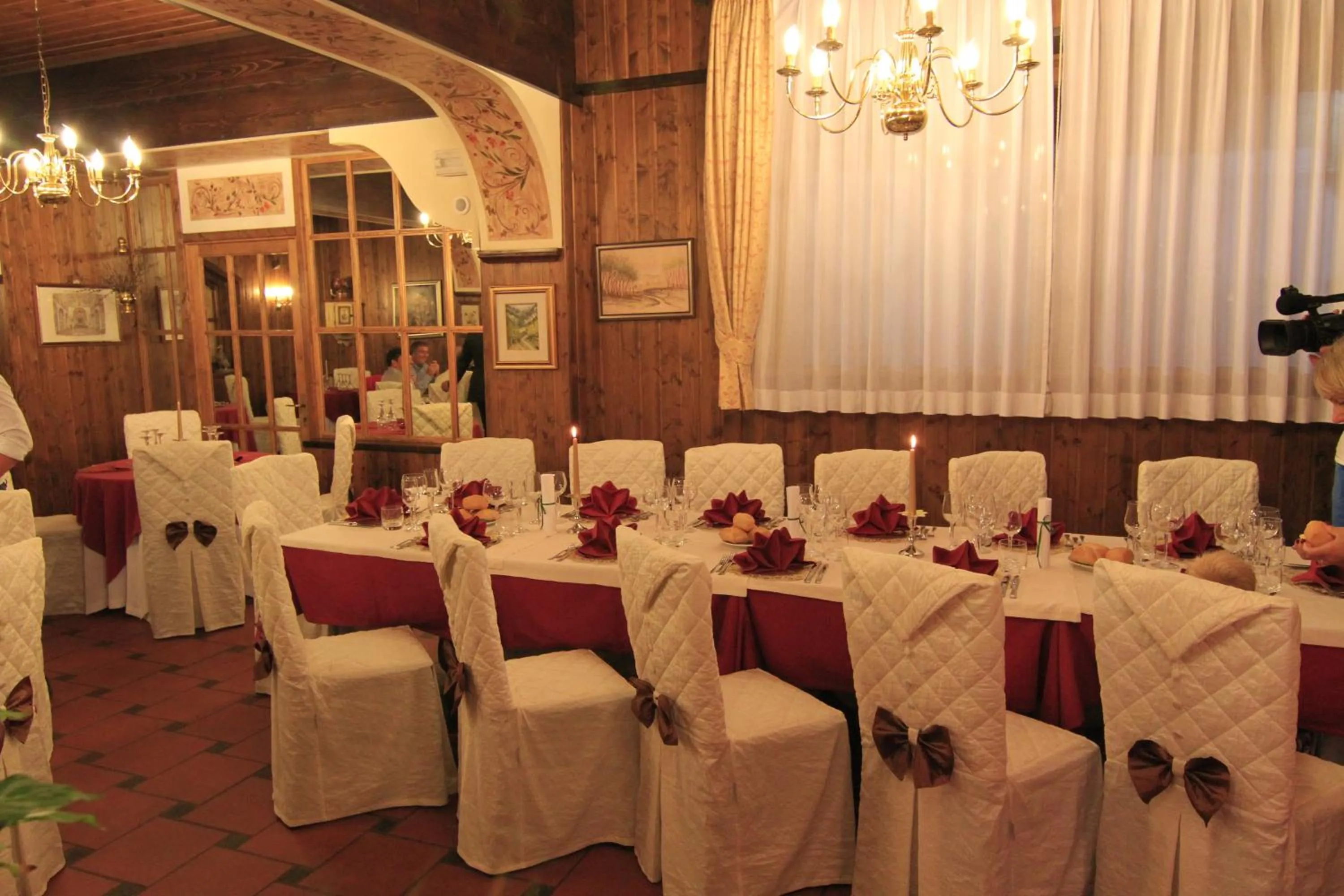 Restaurant/places to eat in G. Hotel Des Alpes (Classic since 1912)