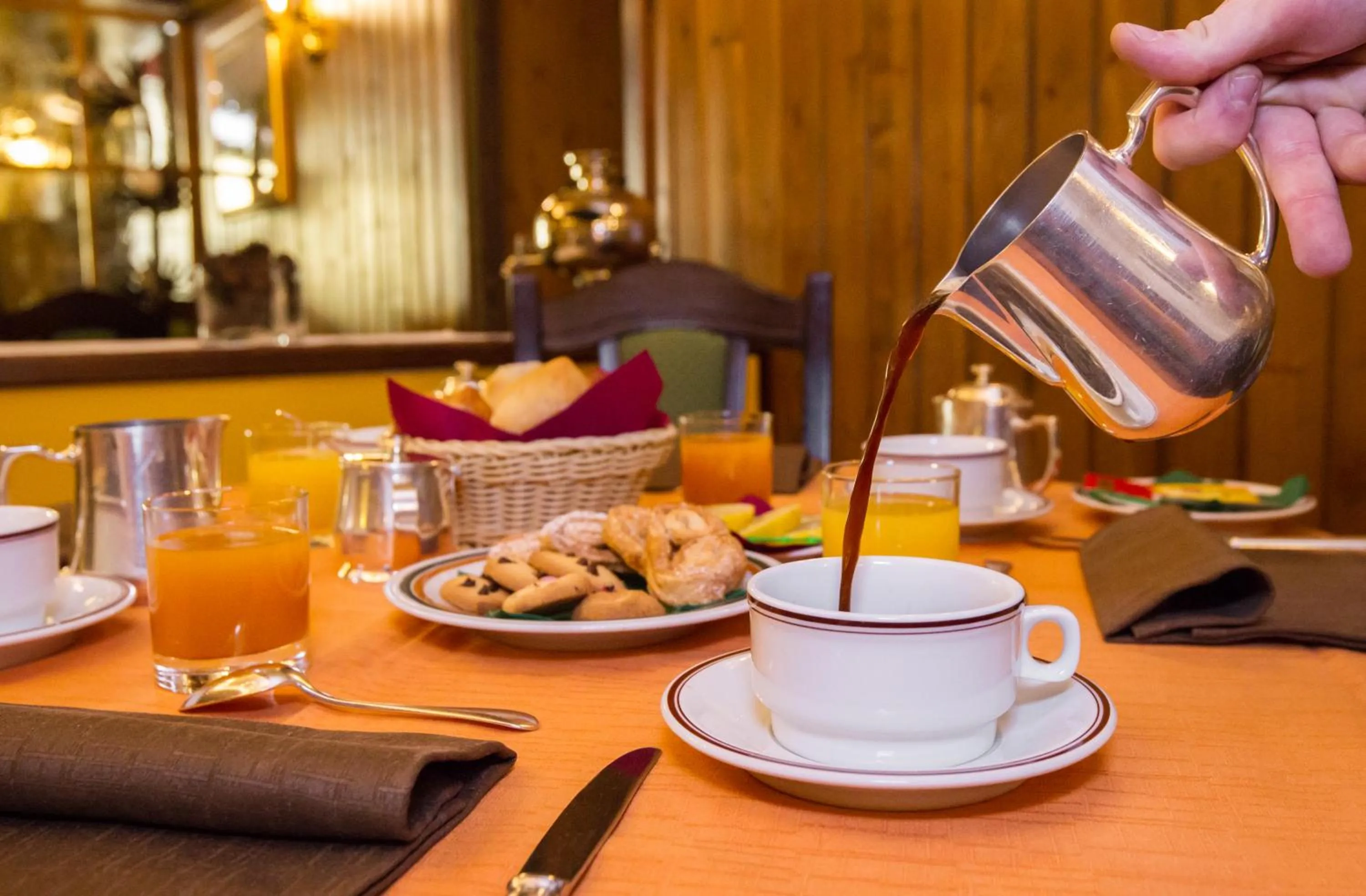 Breakfast in G. Hotel Des Alpes (Classic since 1912)