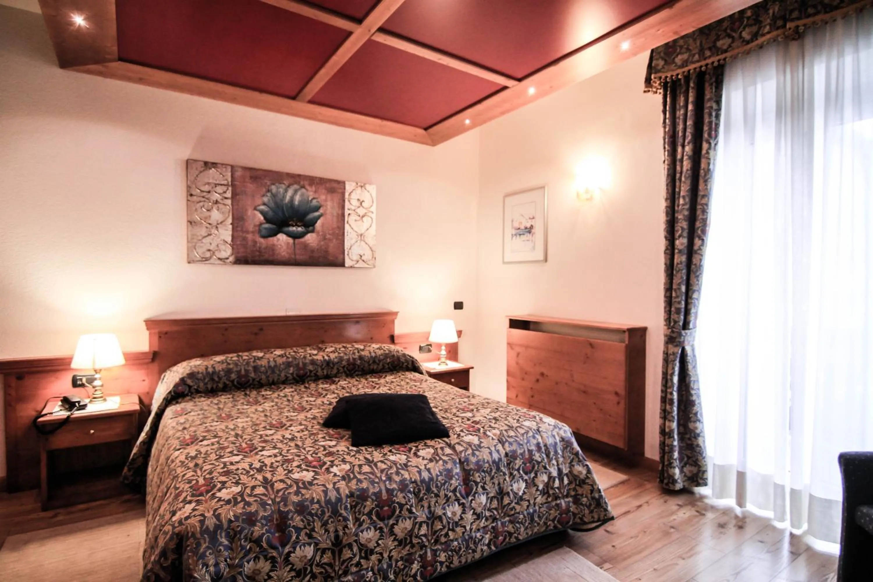 Bed in G. Hotel Des Alpes (Classic since 1912)