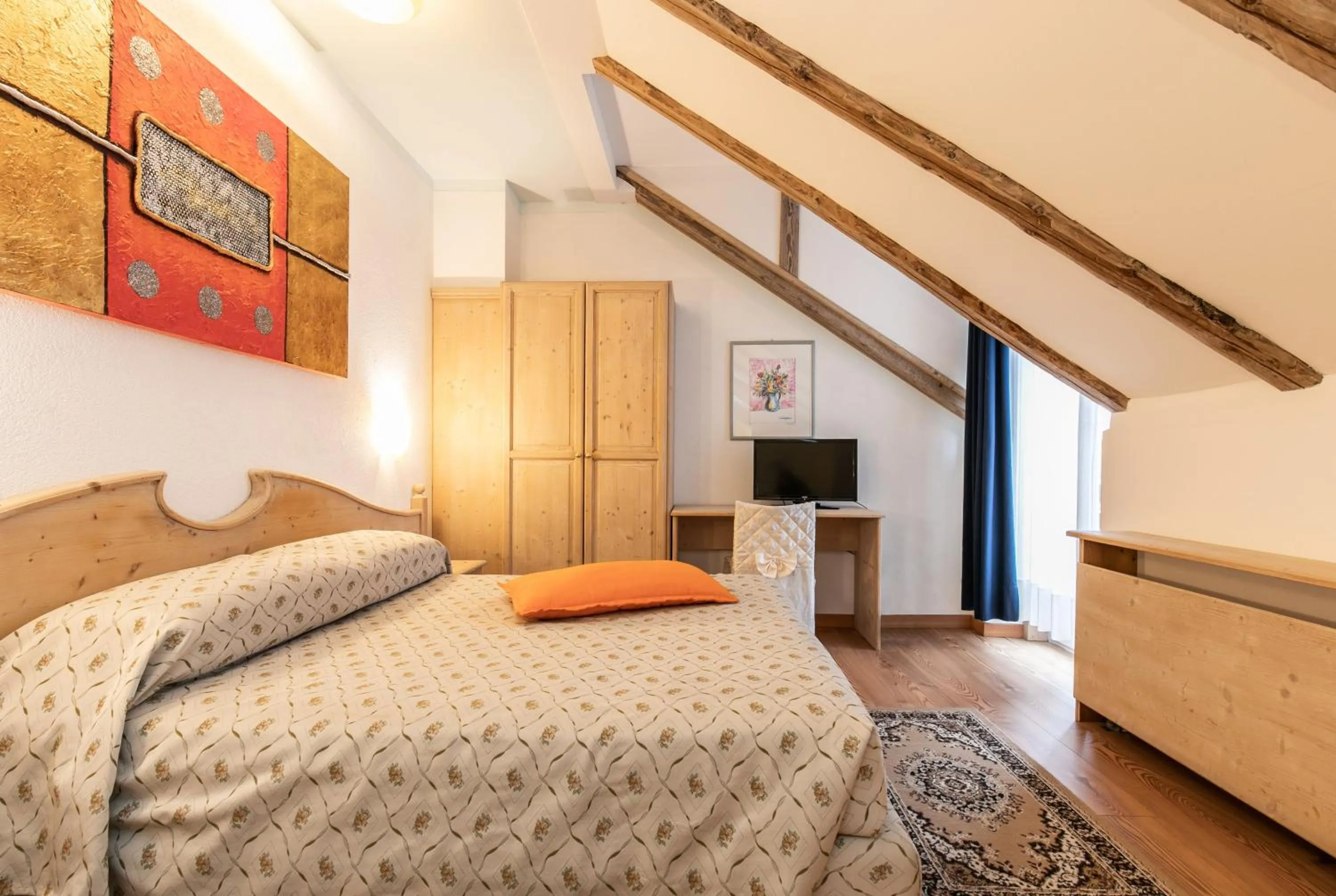 Bed in G. Hotel Des Alpes (Classic since 1912)