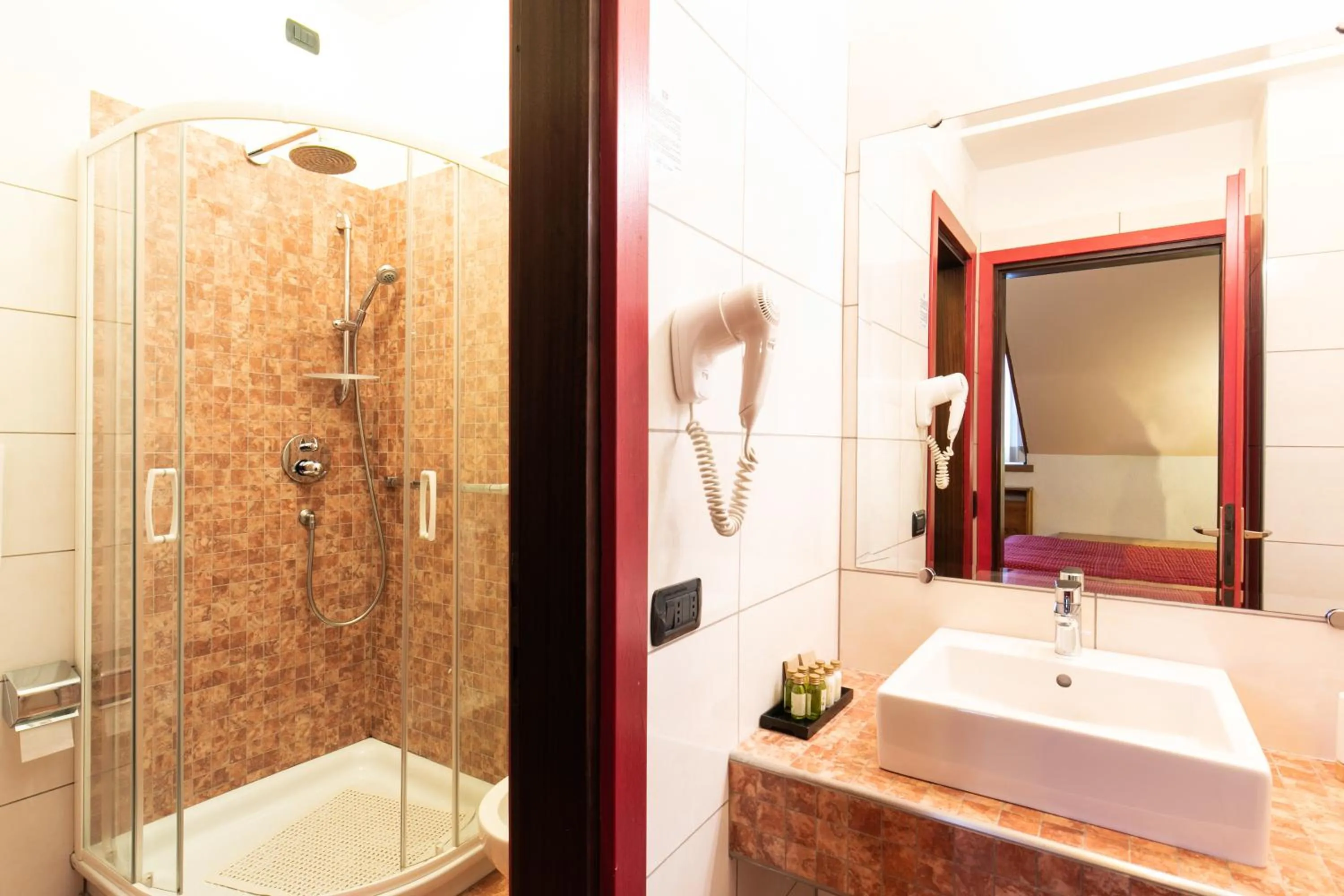 G. Hotel Des Alpes (Classic since 1912)