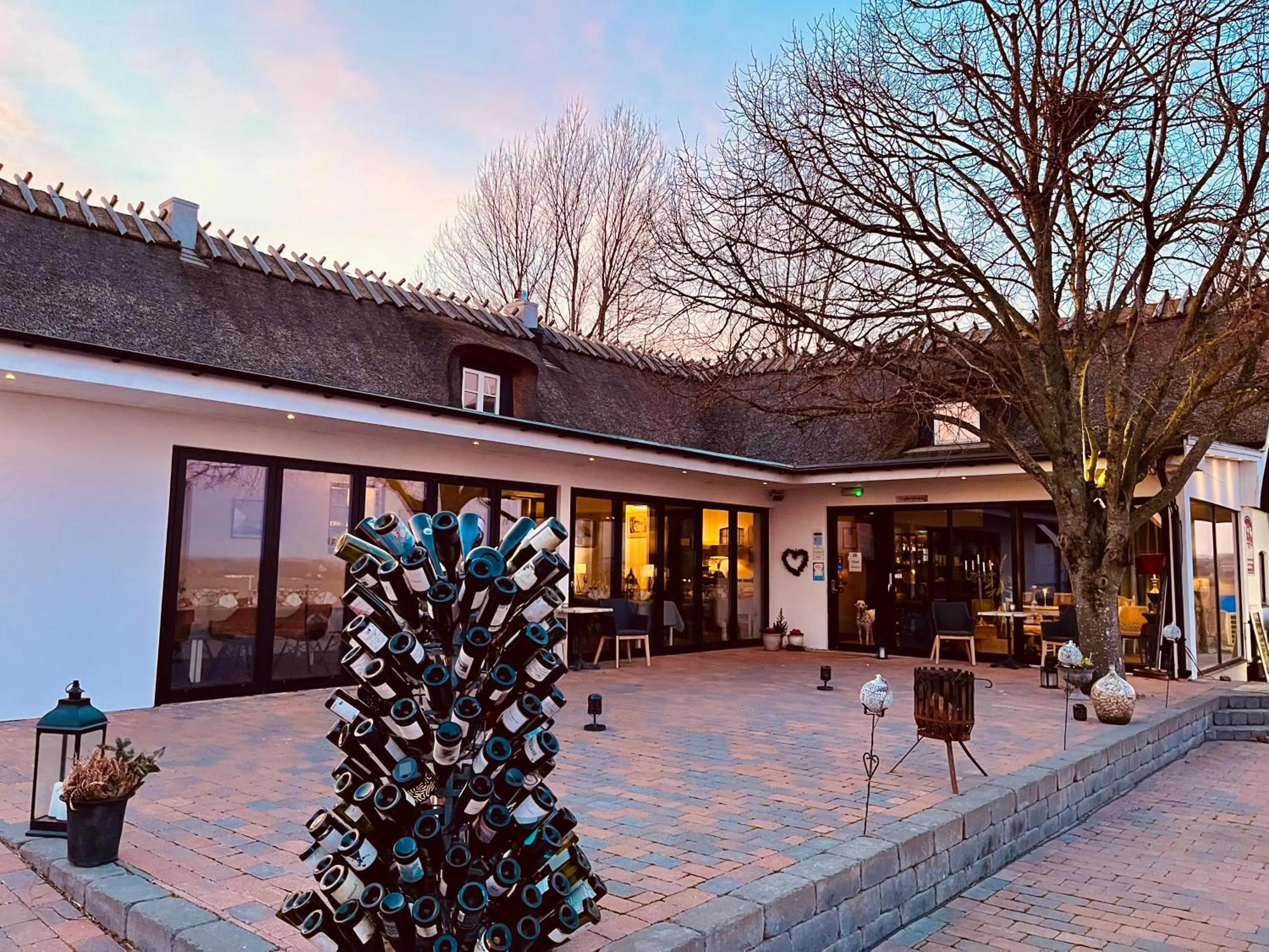 Property building in Sydkustens at Pillehill