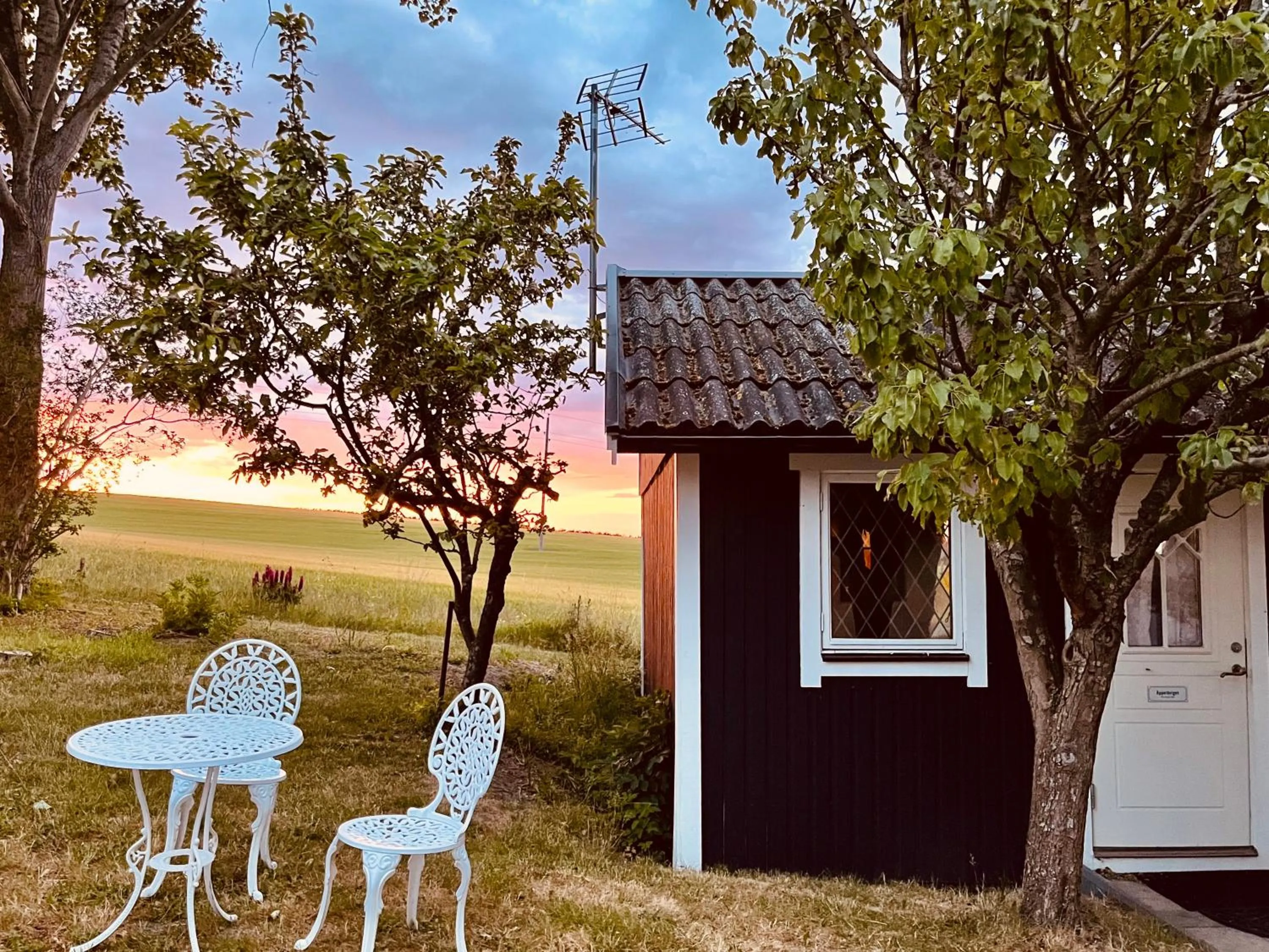 Patio in Sydkustens at Pillehill
