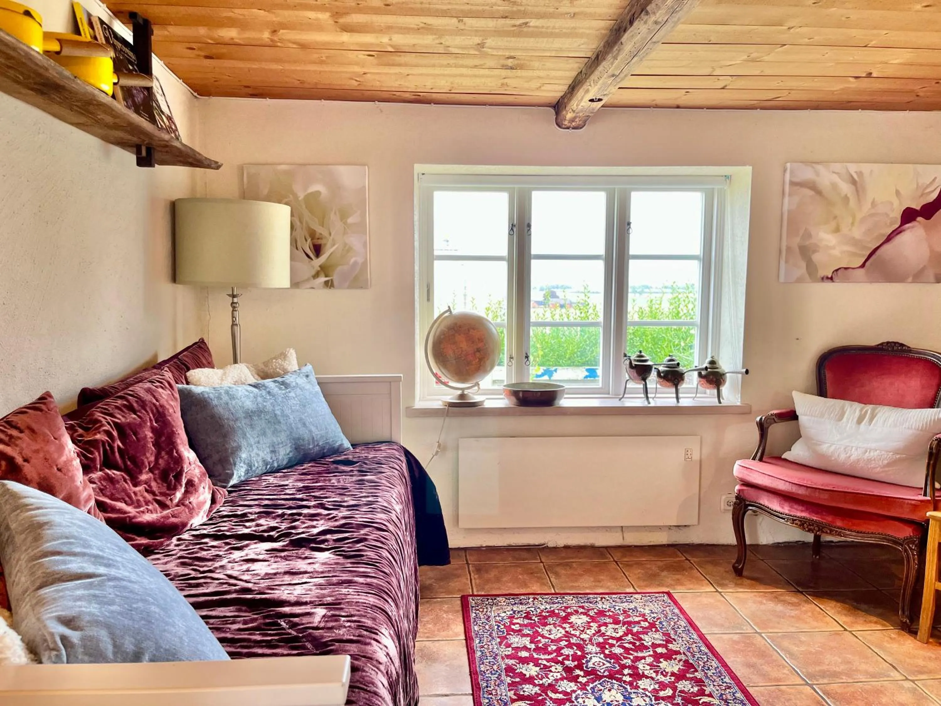 Living room in Sydkustens at Pillehill