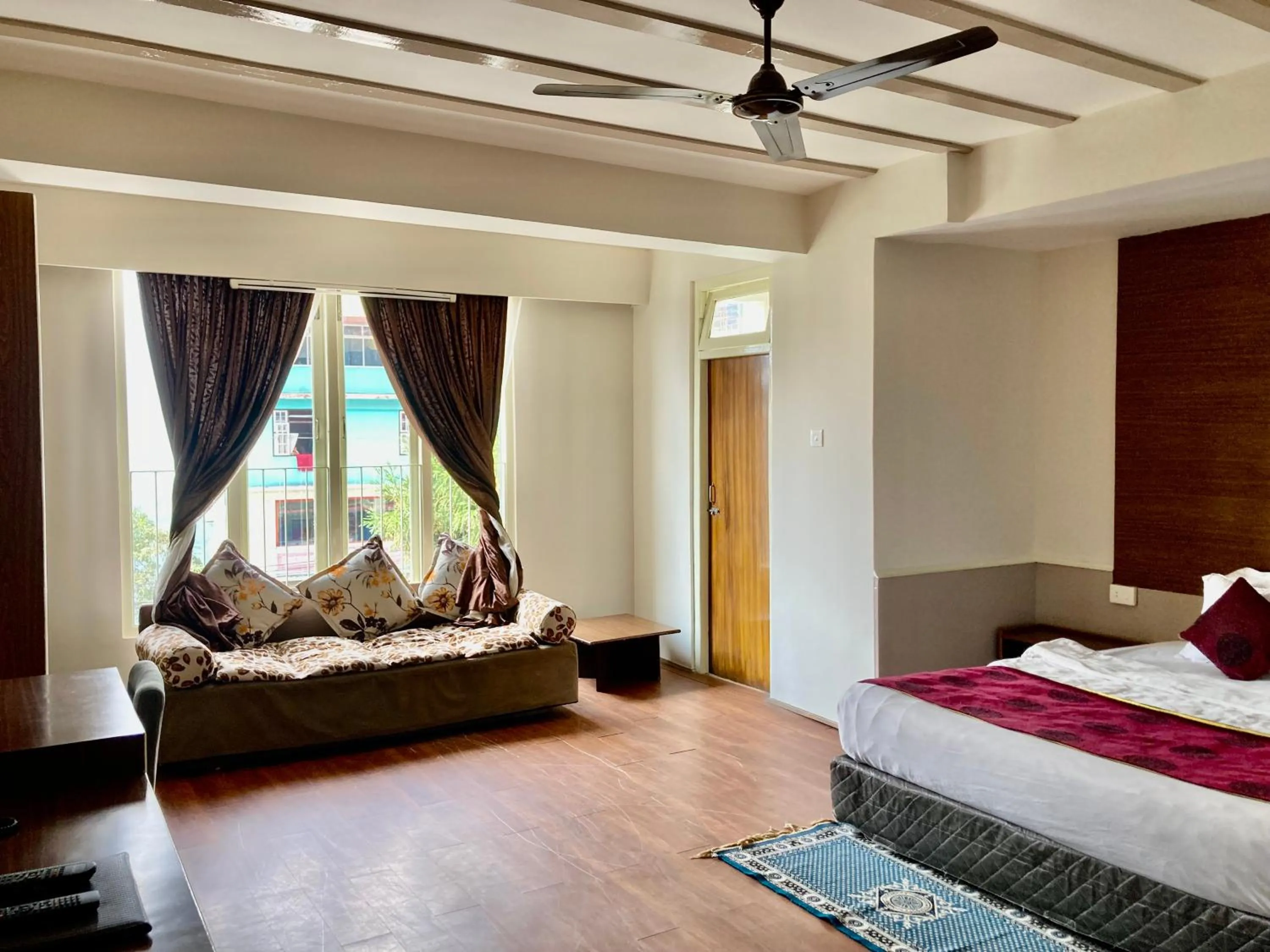 Bed in MayaTels - Maya Inn, Gangtok