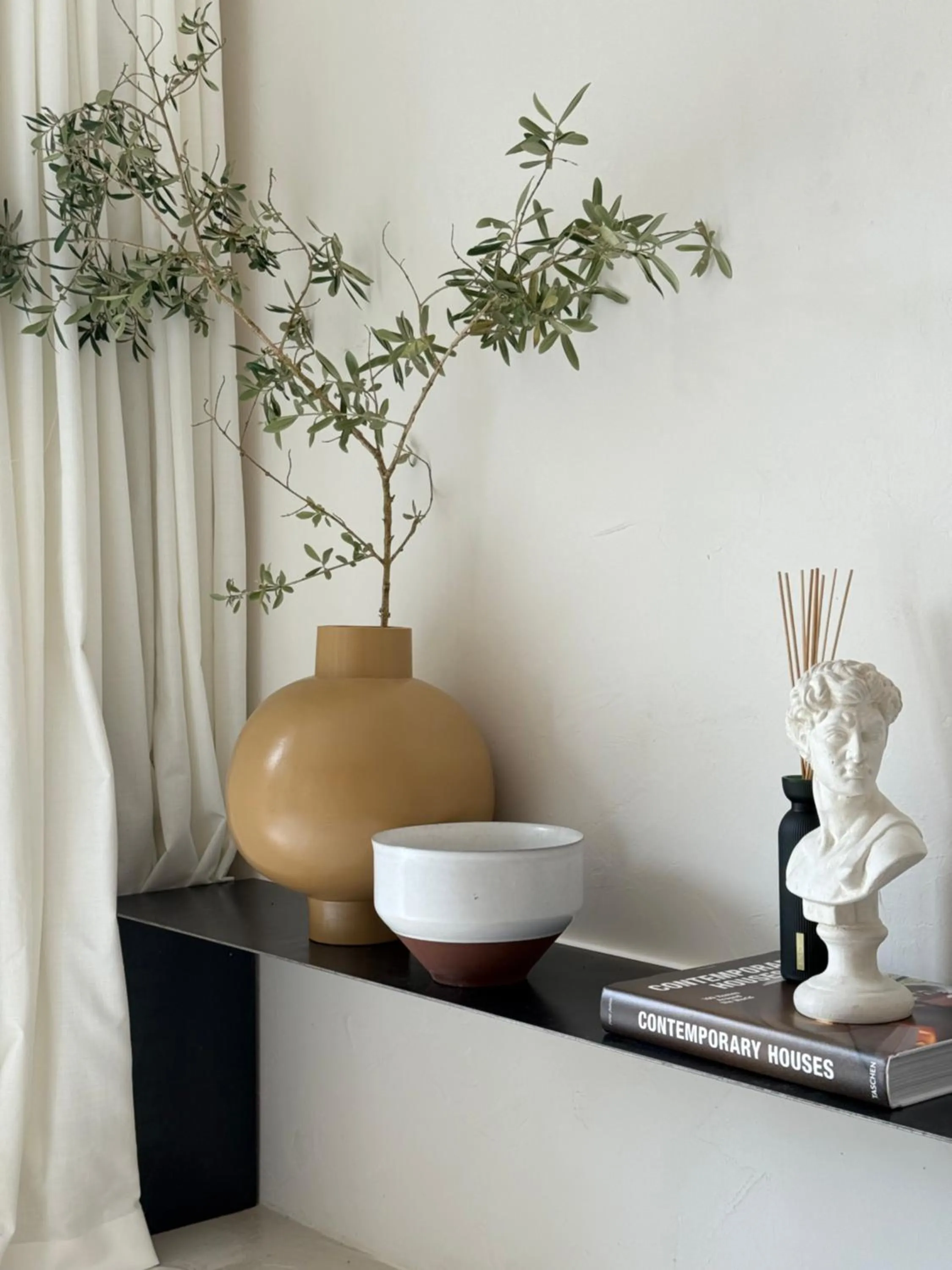 Decorative detail in Cerquido by NHôme