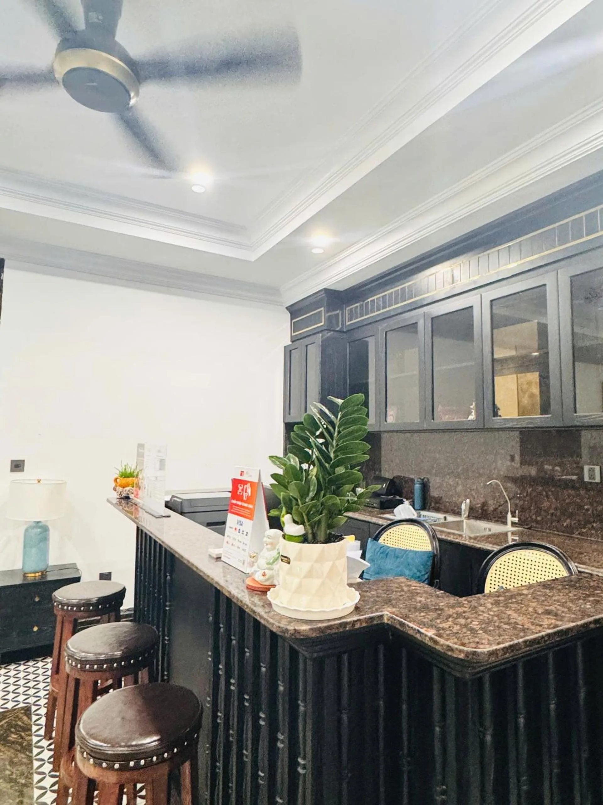 Lobby or reception in The Room Hotel - Starbucks