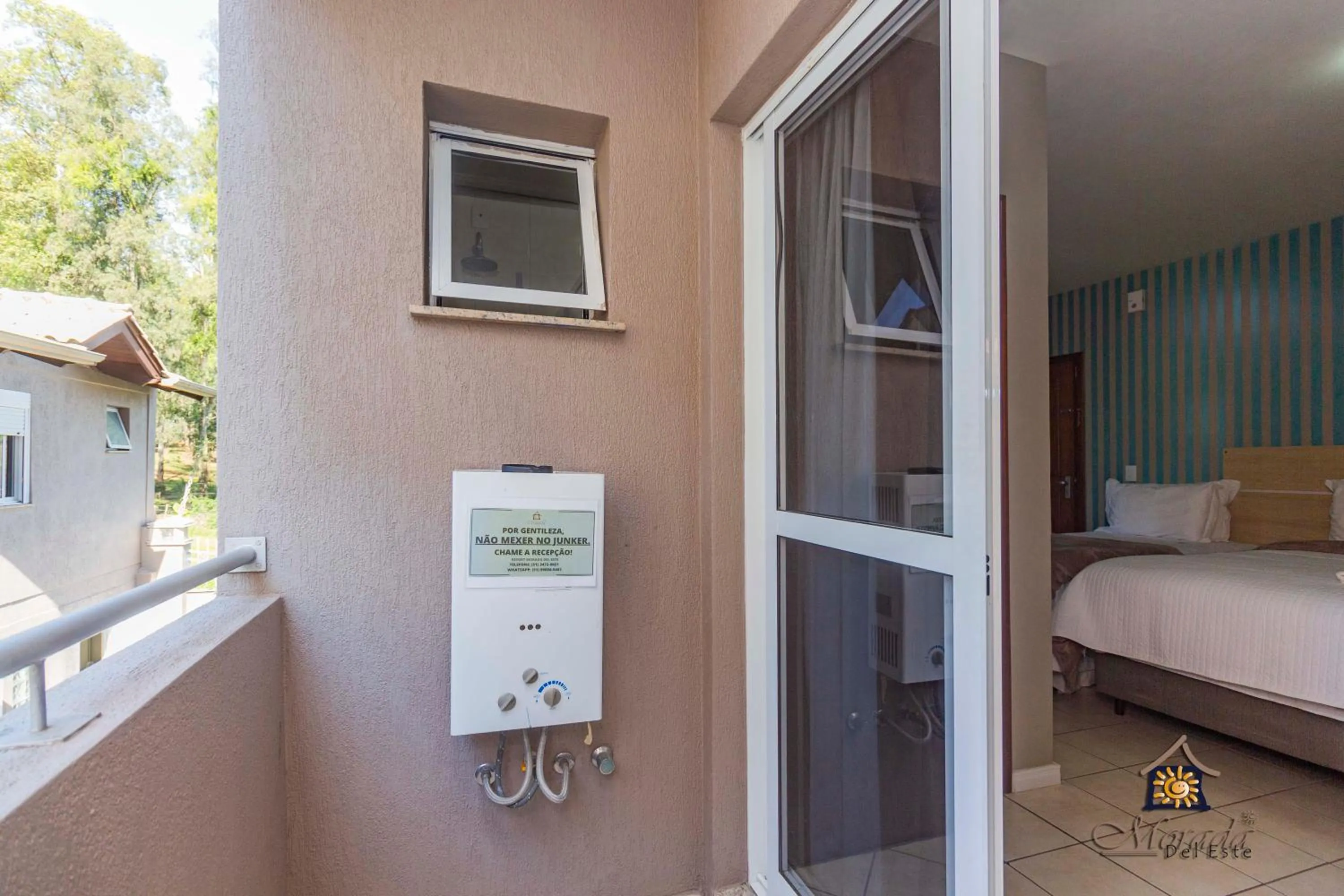 Balcony/Terrace, Bed in Hotel Morada Del Este