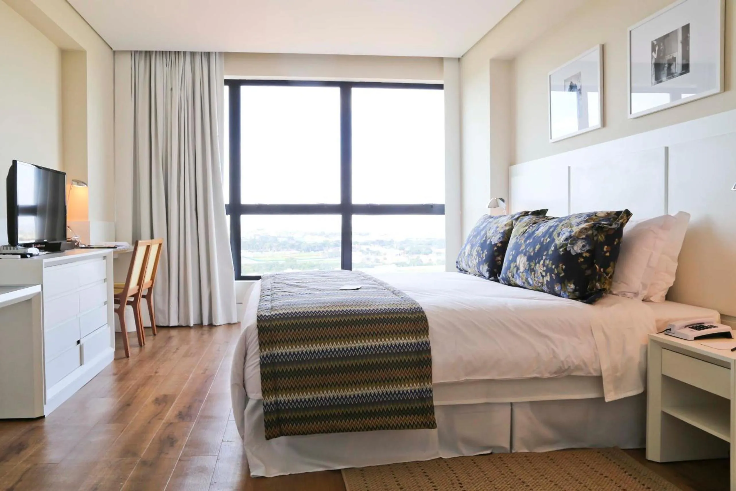 Bed in Vitória Hotel Convention Paulínia