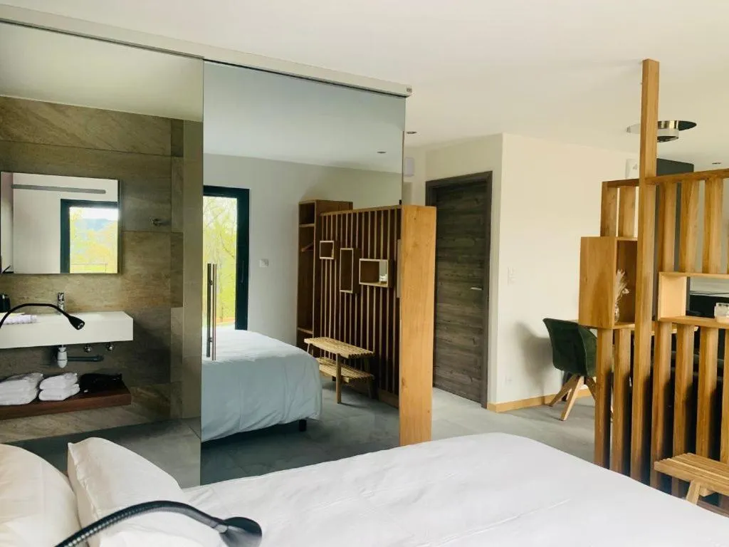 Bathroom, Bed in Domaine de Haslach, The Originals Collection, Résidence de Tourisme