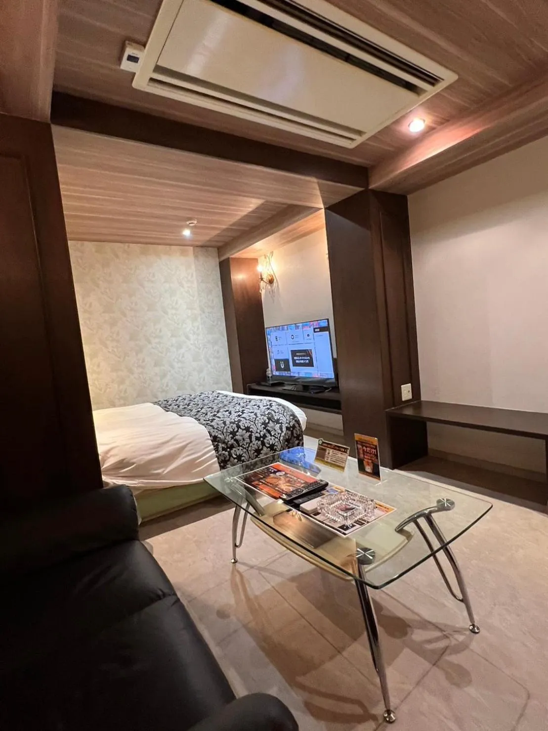 Bed in Hotel Trance (adult Only)