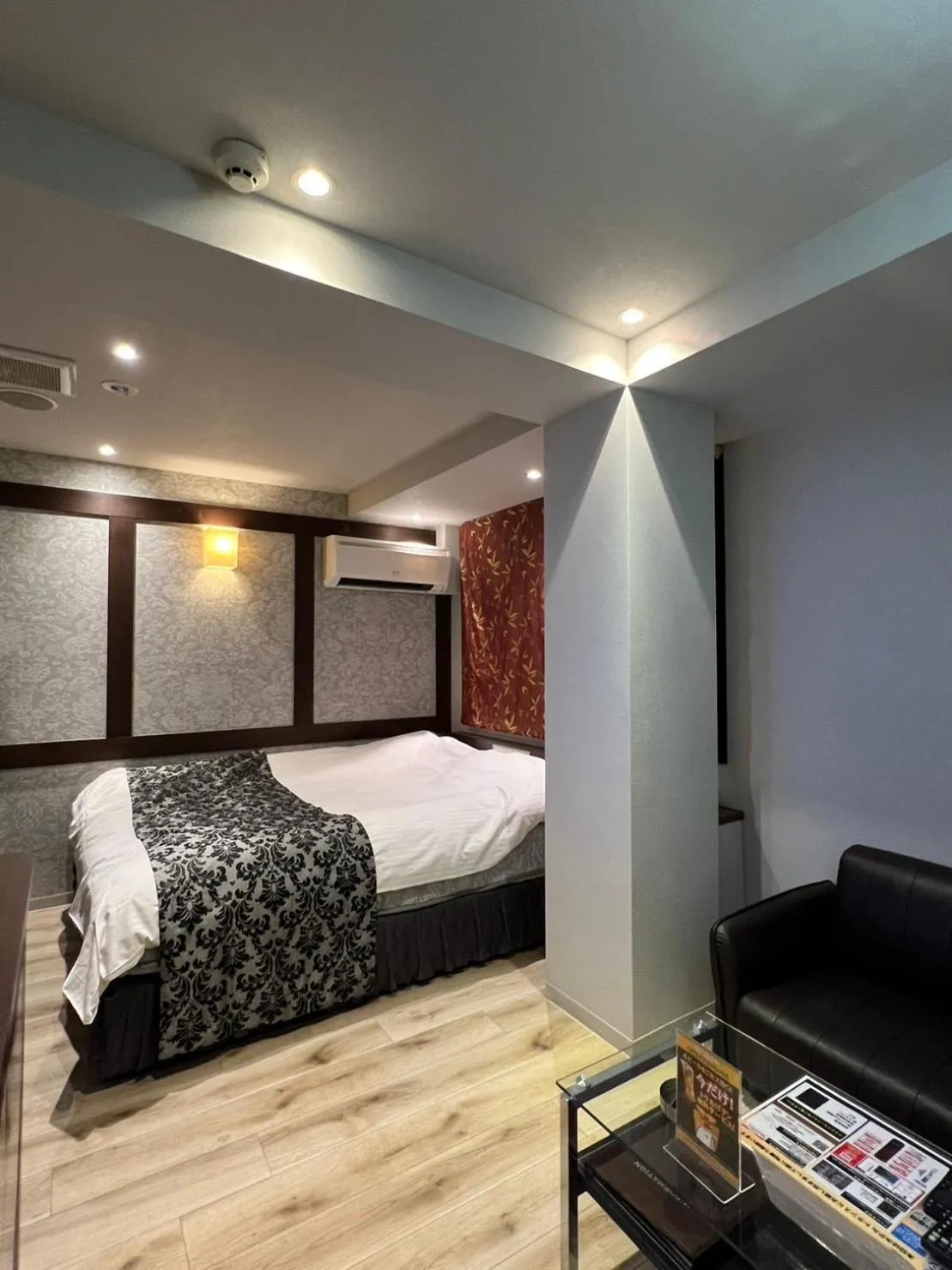 Bed in Hotel Trance (adult Only)