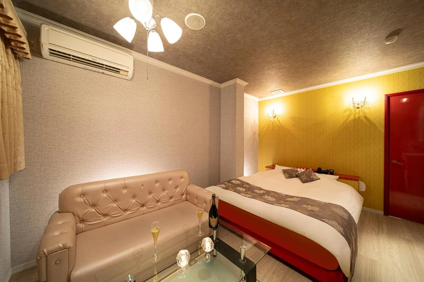 Bed in ホテル リベラル 男塾ホテルグループ