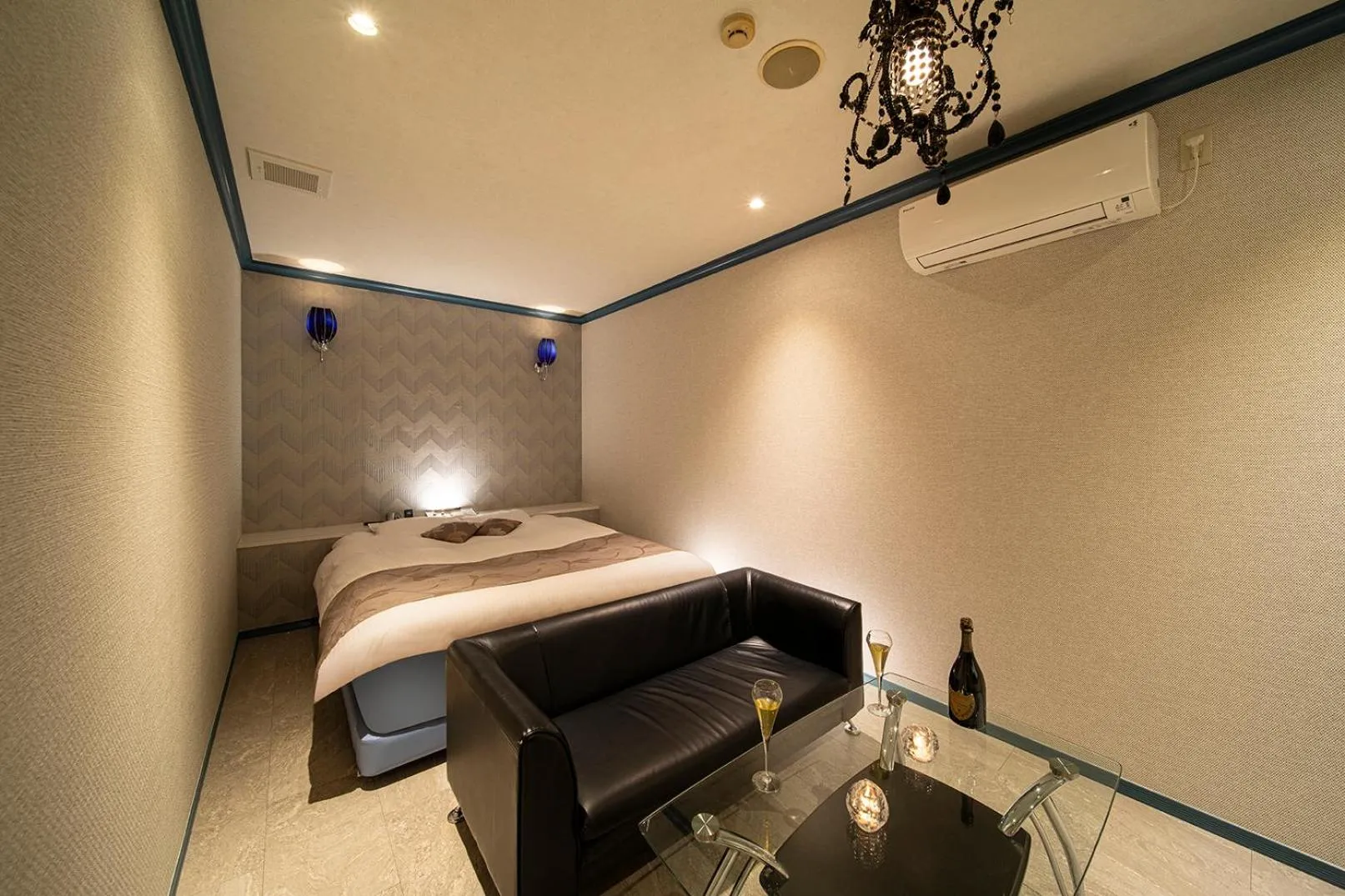 Bed in ホテル リベラル 男塾ホテルグループ