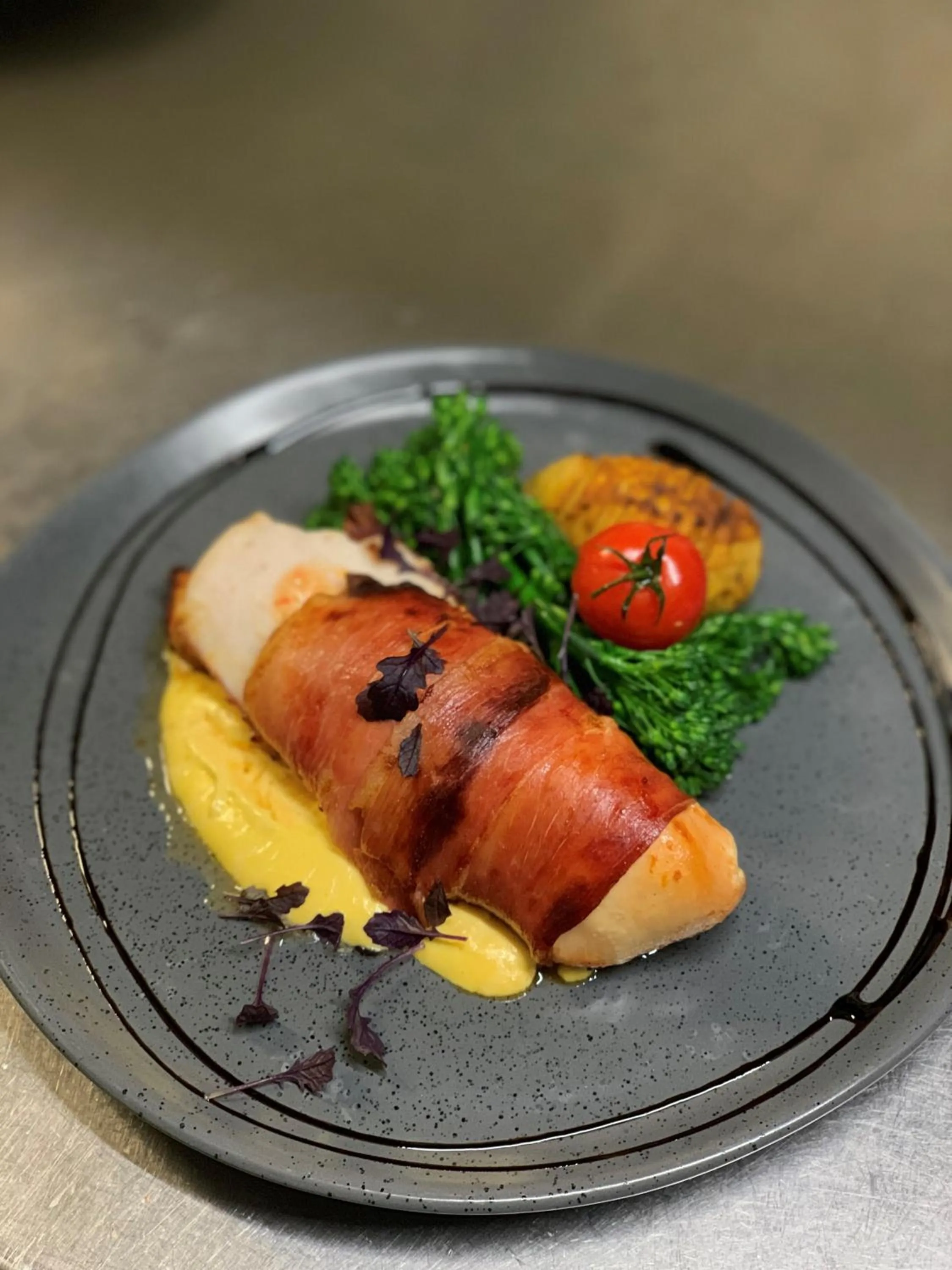 Food in Riverland Motor Inn