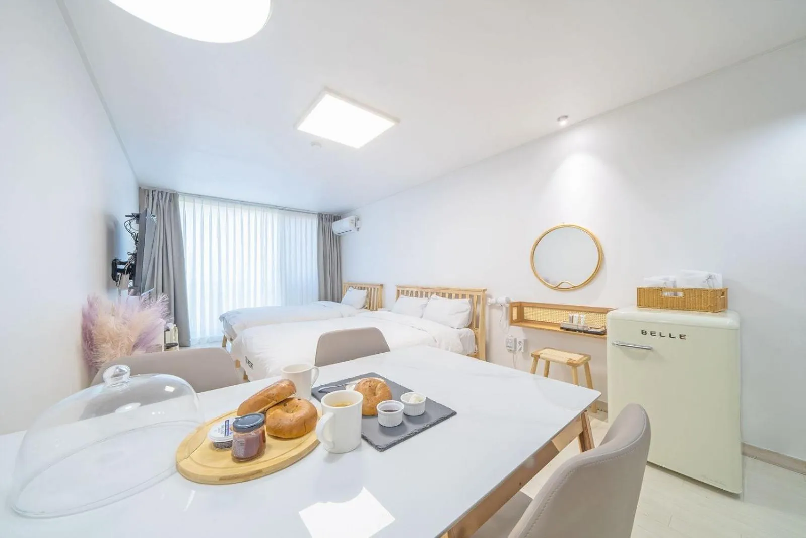 Decorative detail, Bed in Zio Pinetree