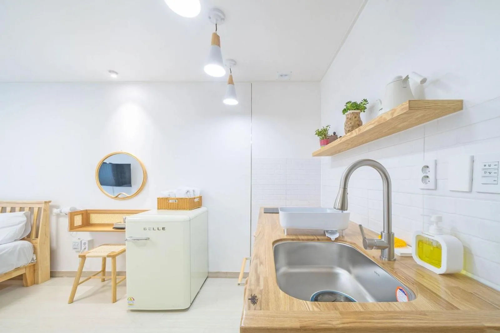 stove in Zio Pinetree