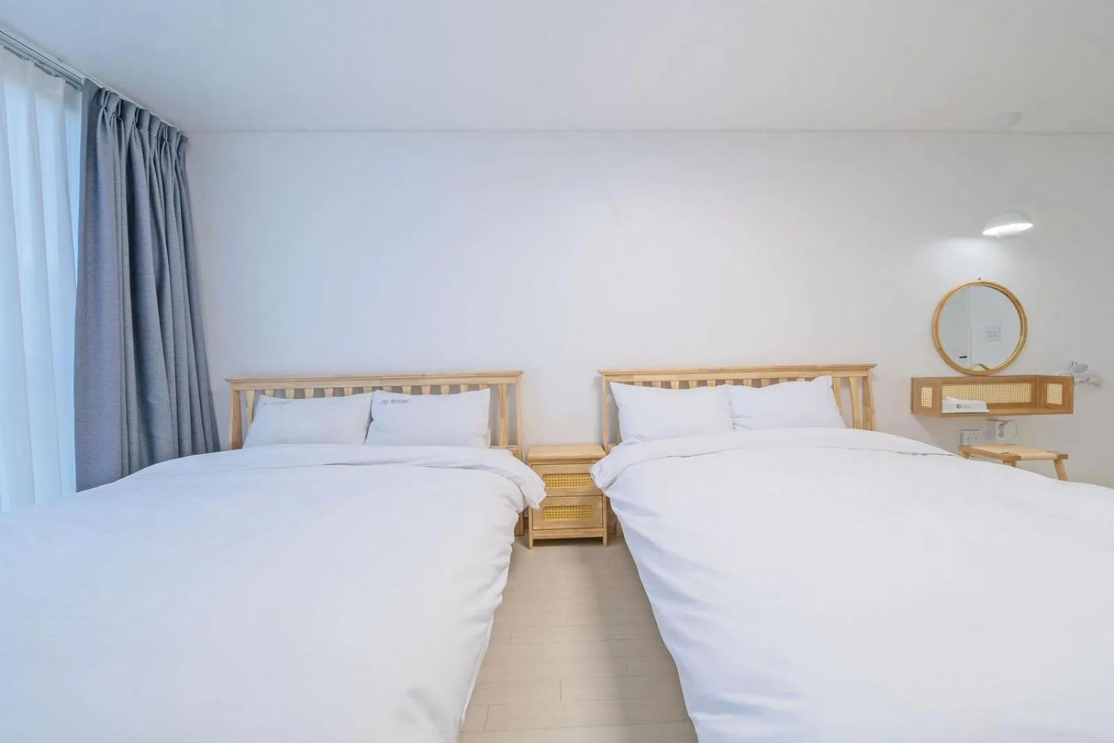 Bedroom, Bed in Zio Pinetree