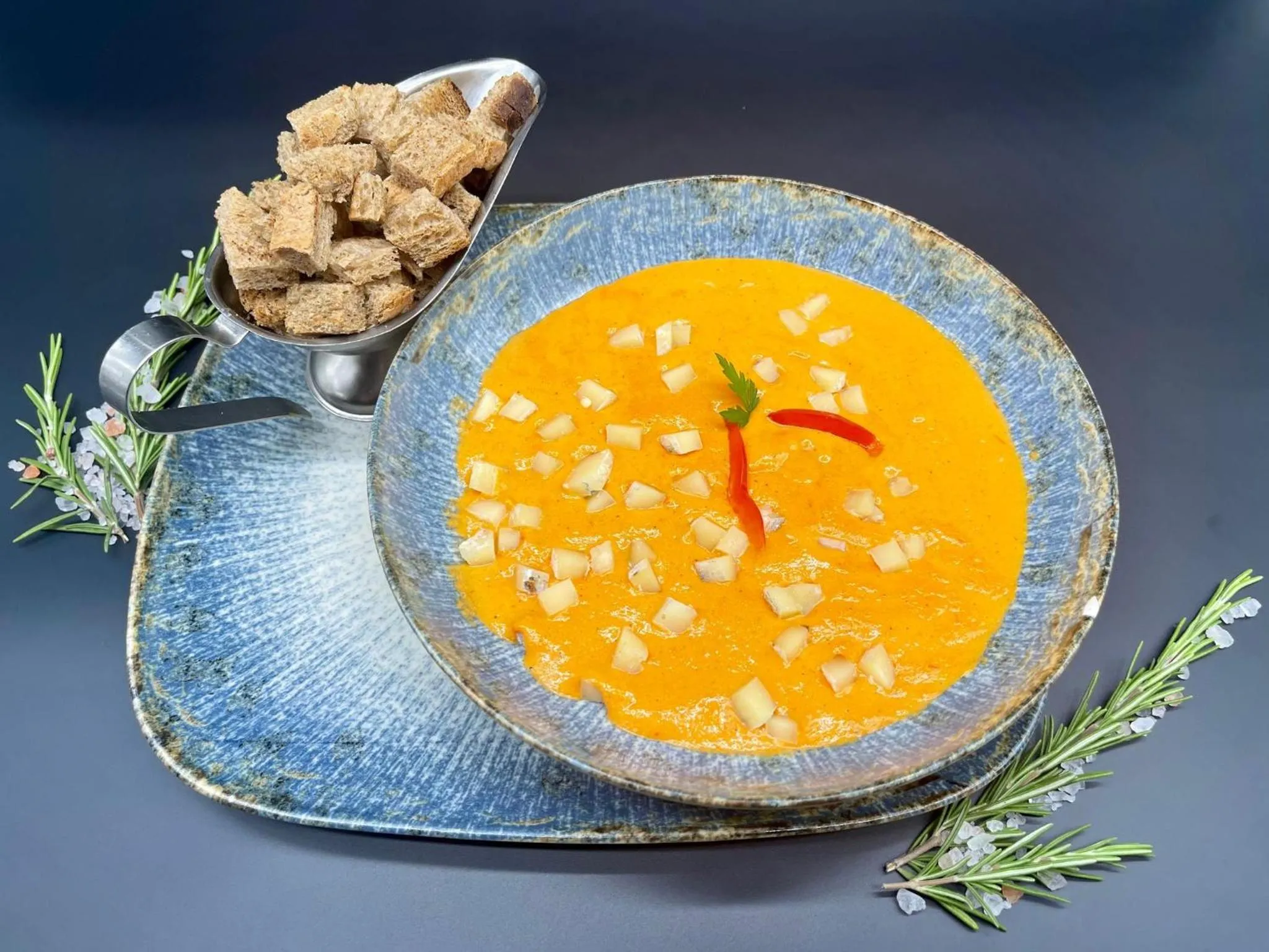 Food in Hotel Prestige