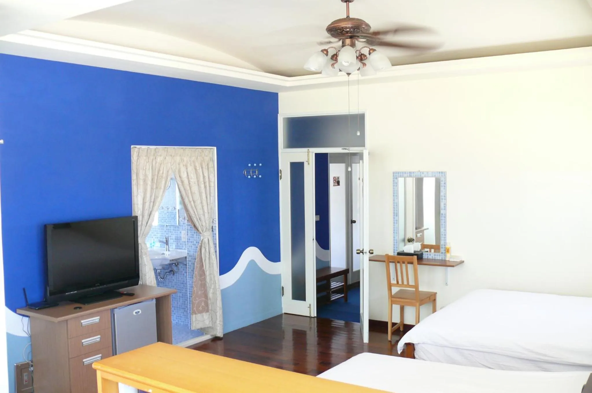 Quadruple Room with Private Bathroom in Sunrise B&B