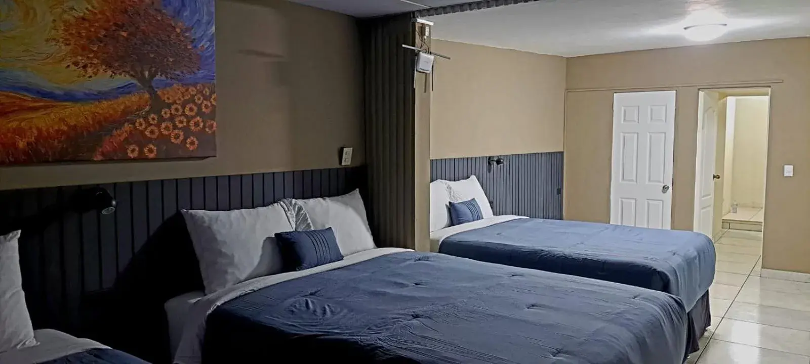 Deluxe Triple Room - single occupancy in Kartagus B&B Deluxe Triple Room - single occupancy in Kartagus B&B