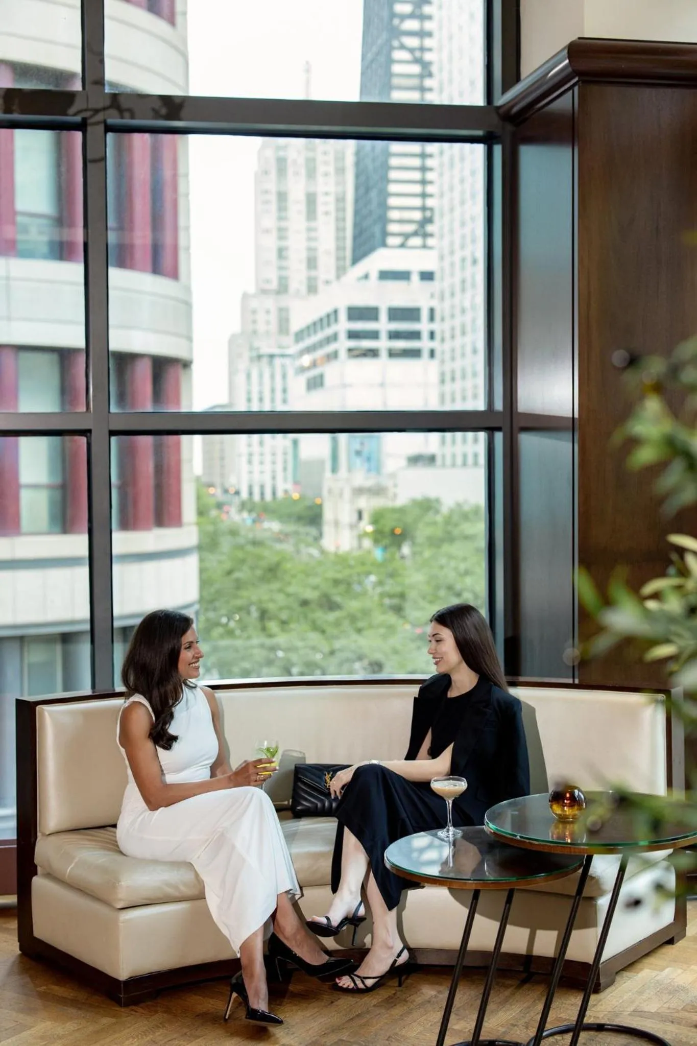 Restaurant/places to eat in Omni Chicago Hotel