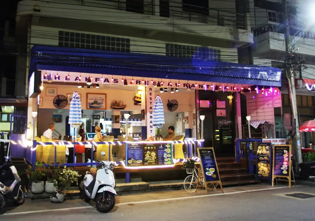 Le Saint Germain Le Saint Germain