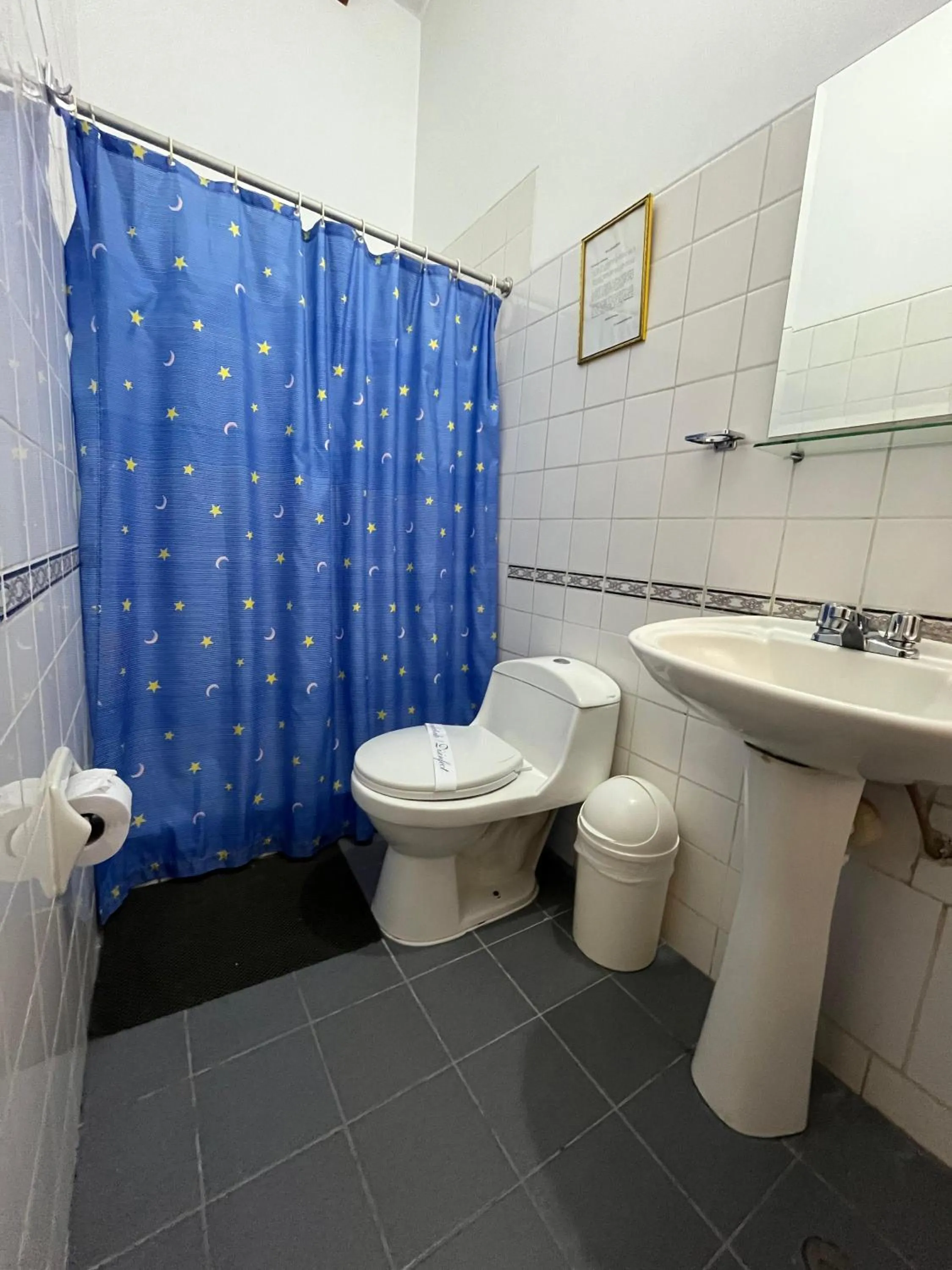 Bathroom in El Cumbe Inn