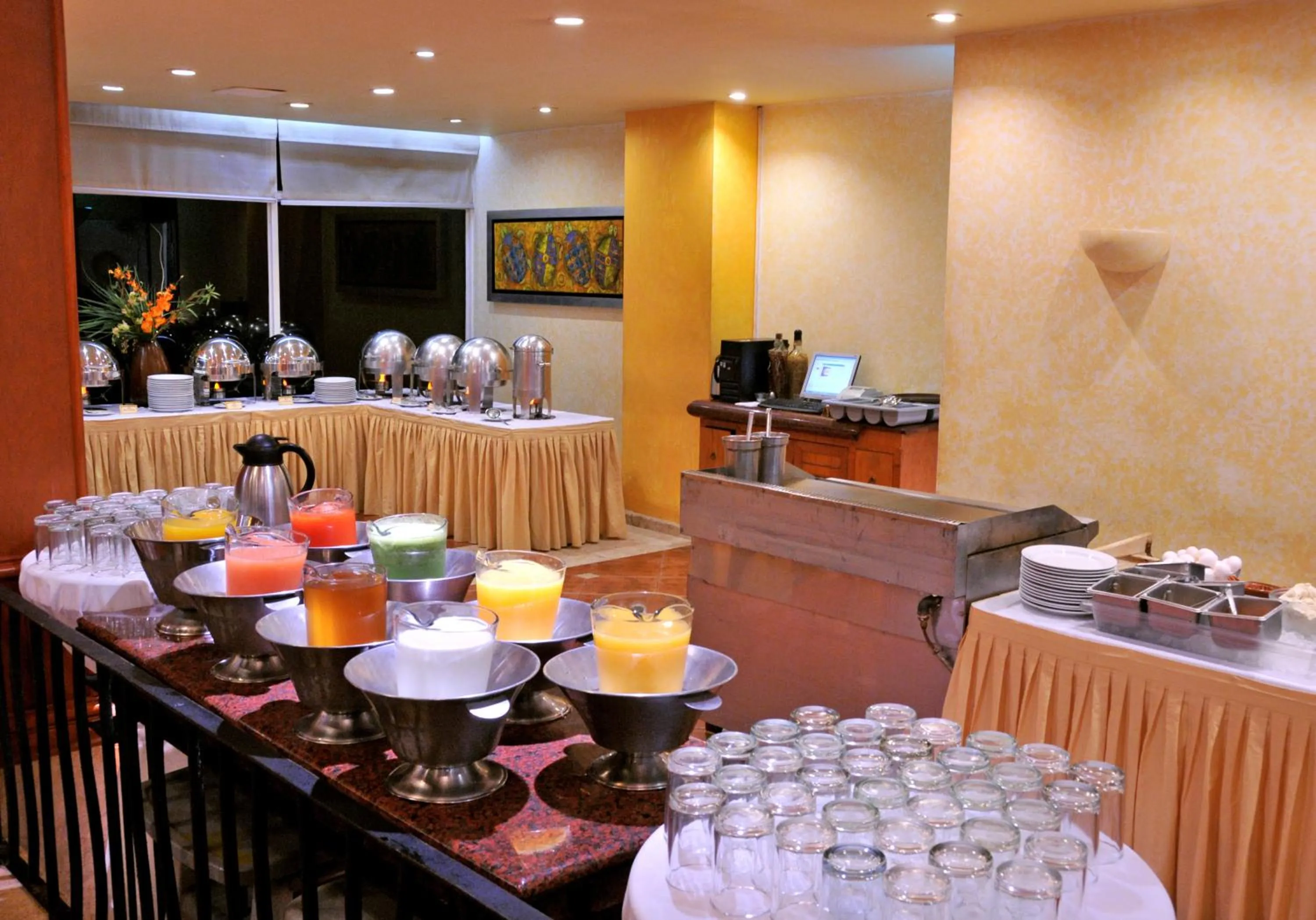 Restaurant/places to eat in Hotel Terranova