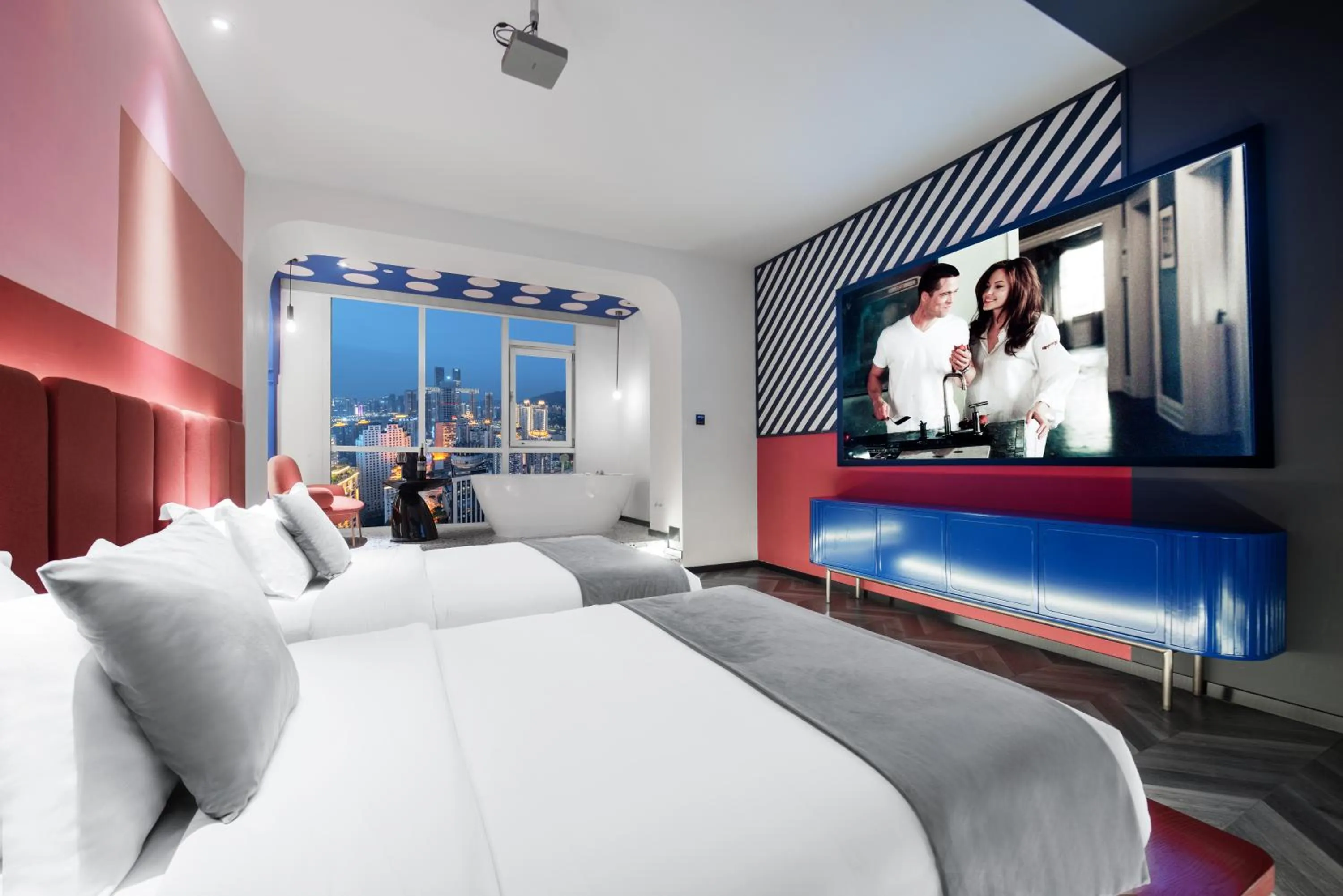 Bed in ReVia Skyline River View Hotel Chongging