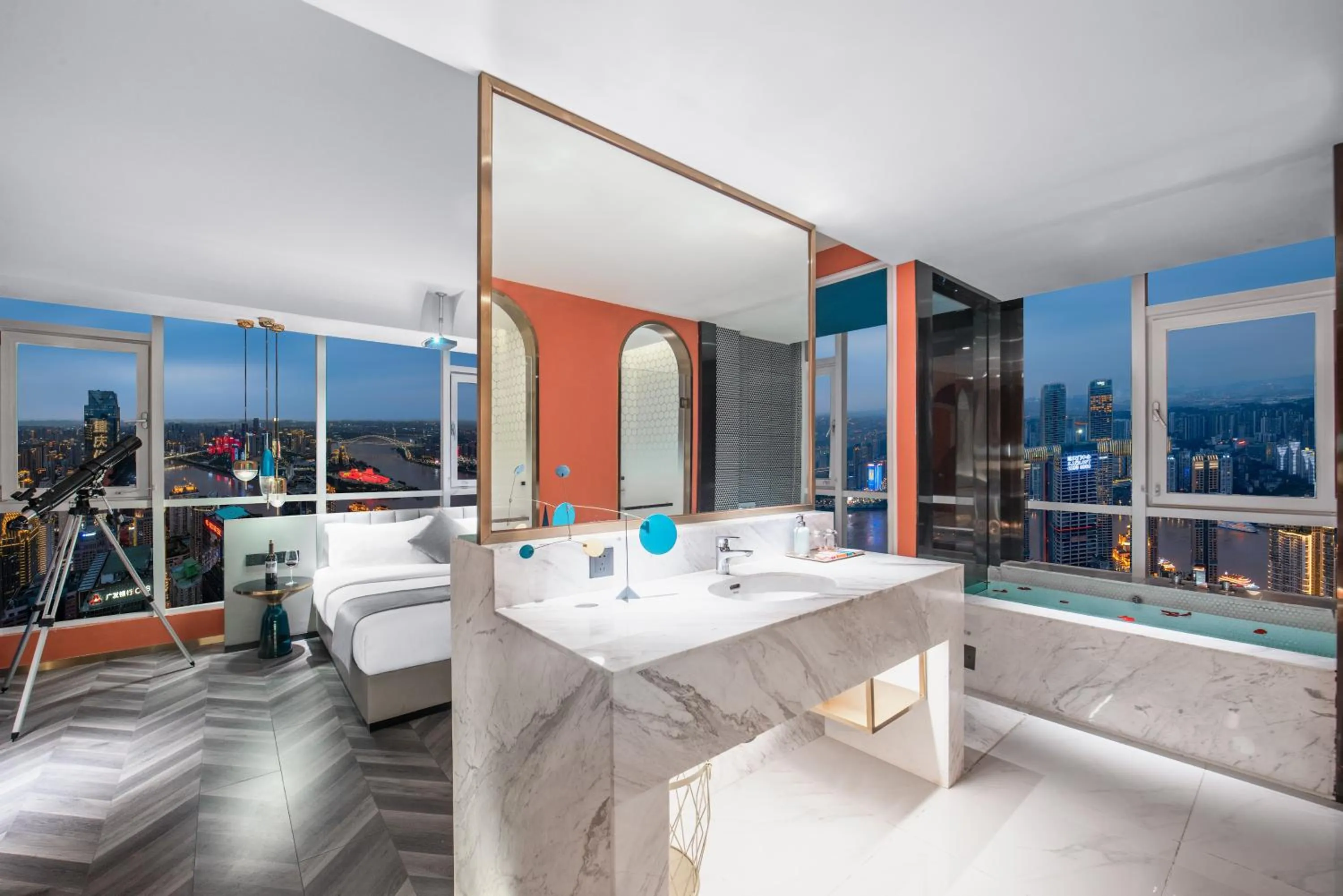 Bed in ReVia Skyline River View Hotel Chongging