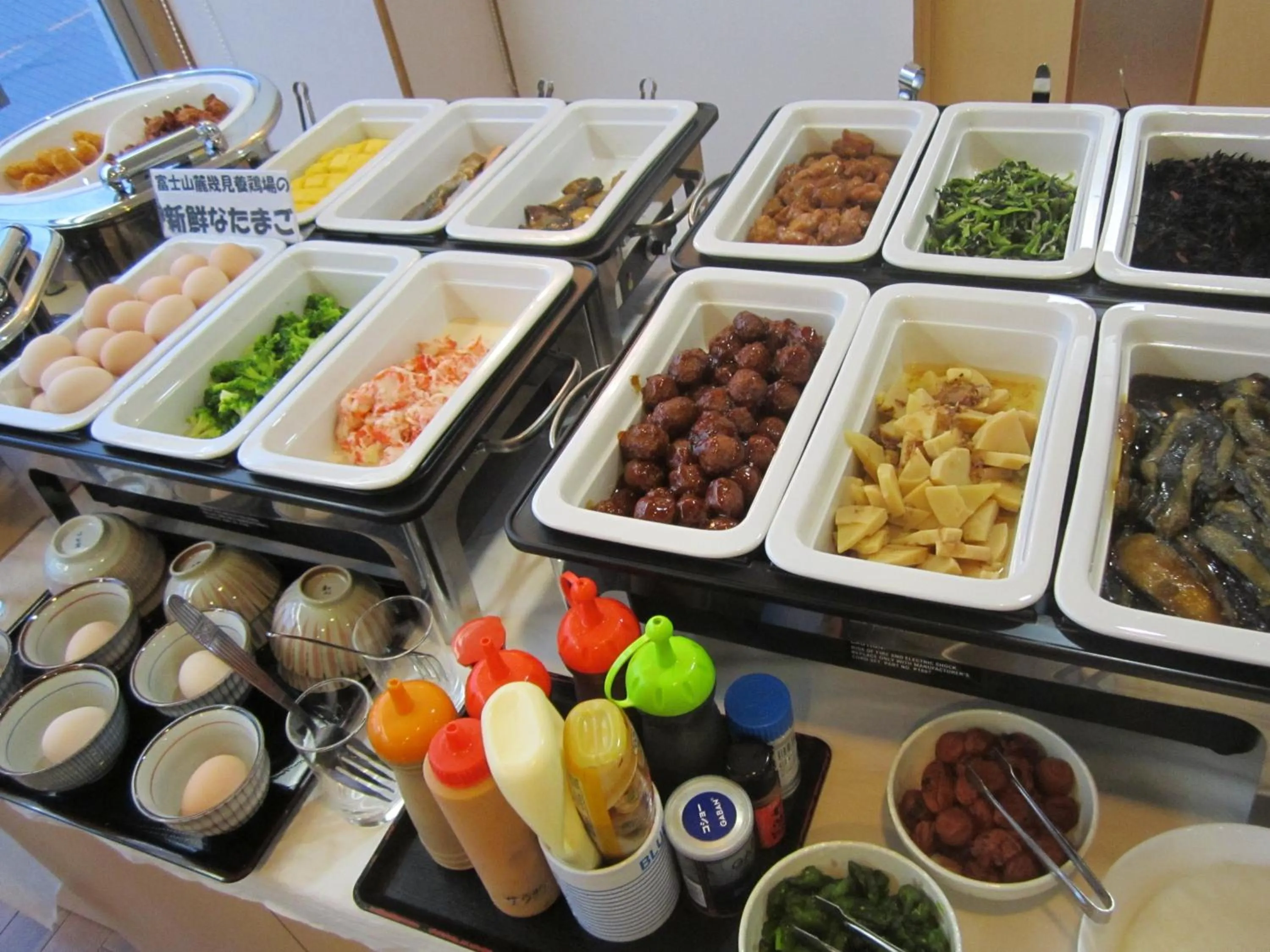 Buffet breakfast in Hotel Nishi In Fujisan