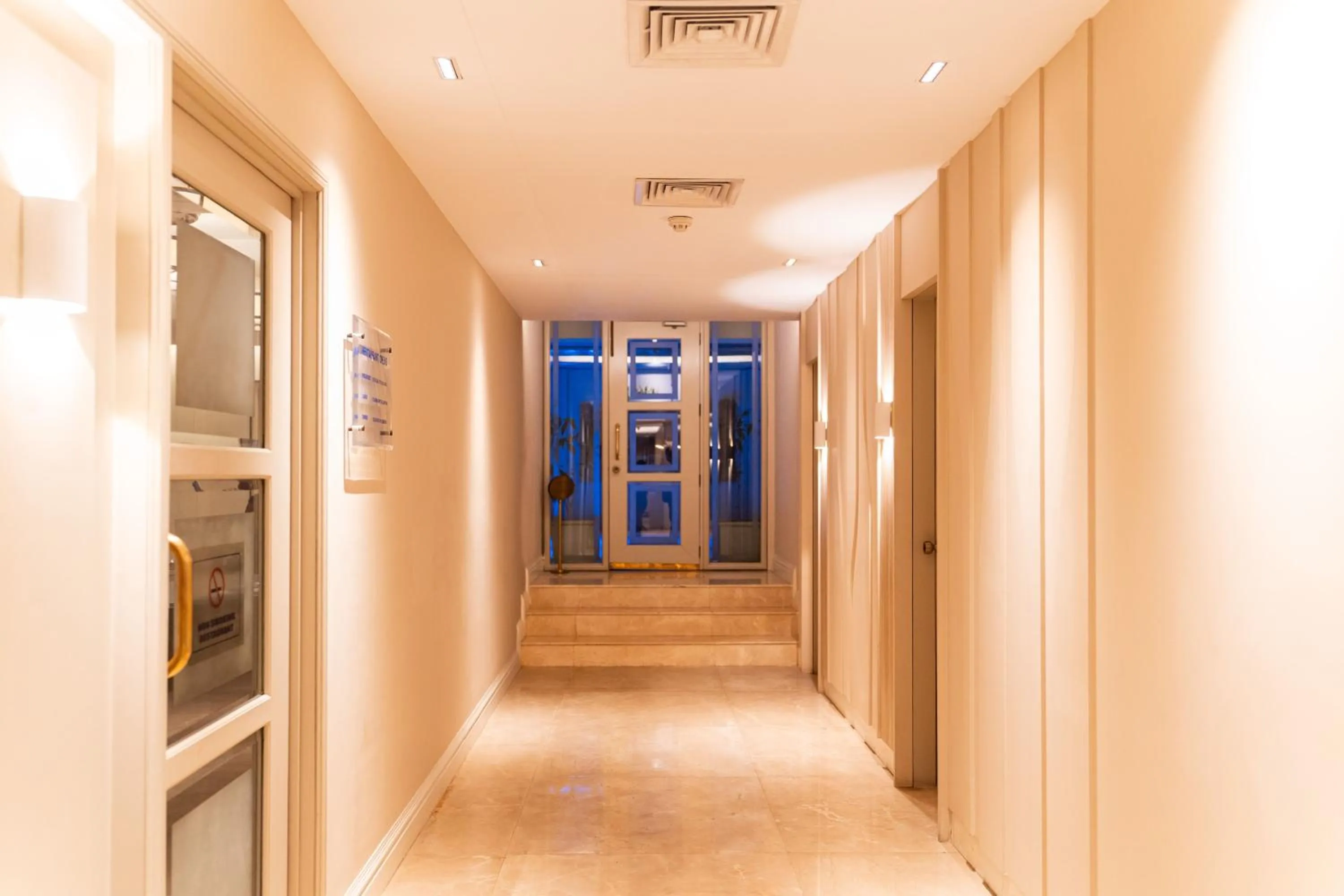 Lobby or reception in Royal Park Residence Hotel