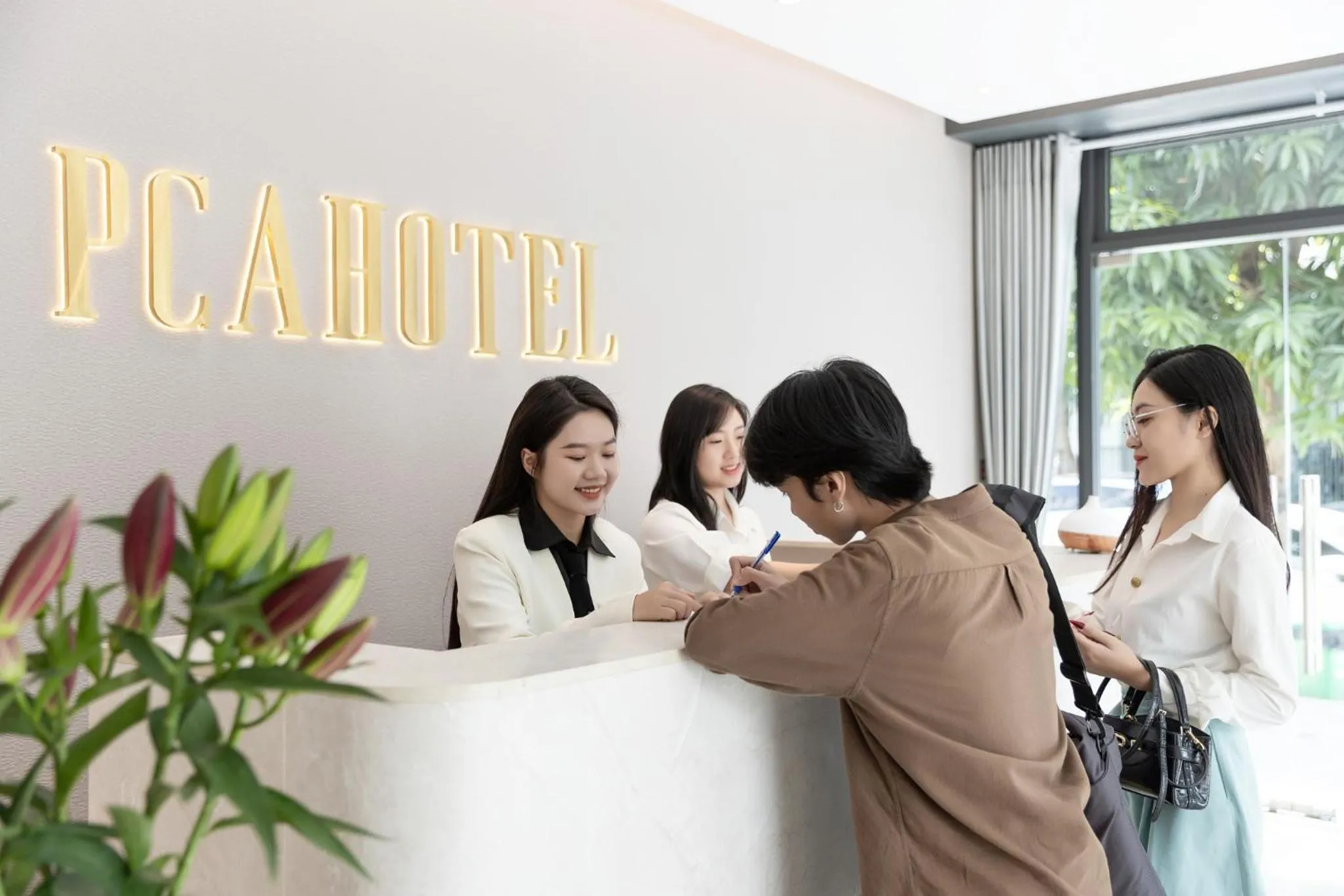 People in PCA HOTEL 2 - Vinhomes Ocean Park