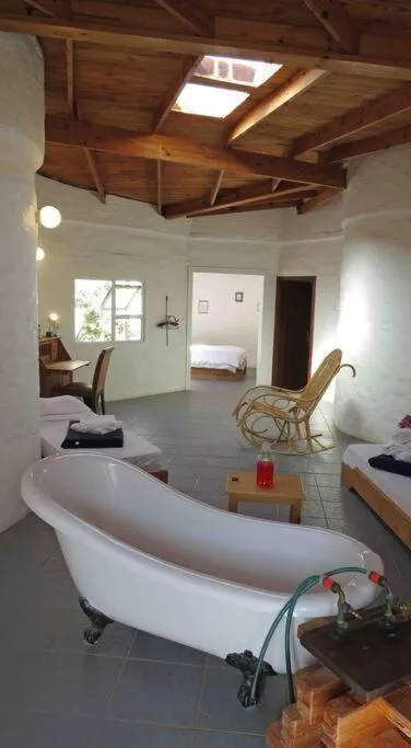 Alternative Space B & B