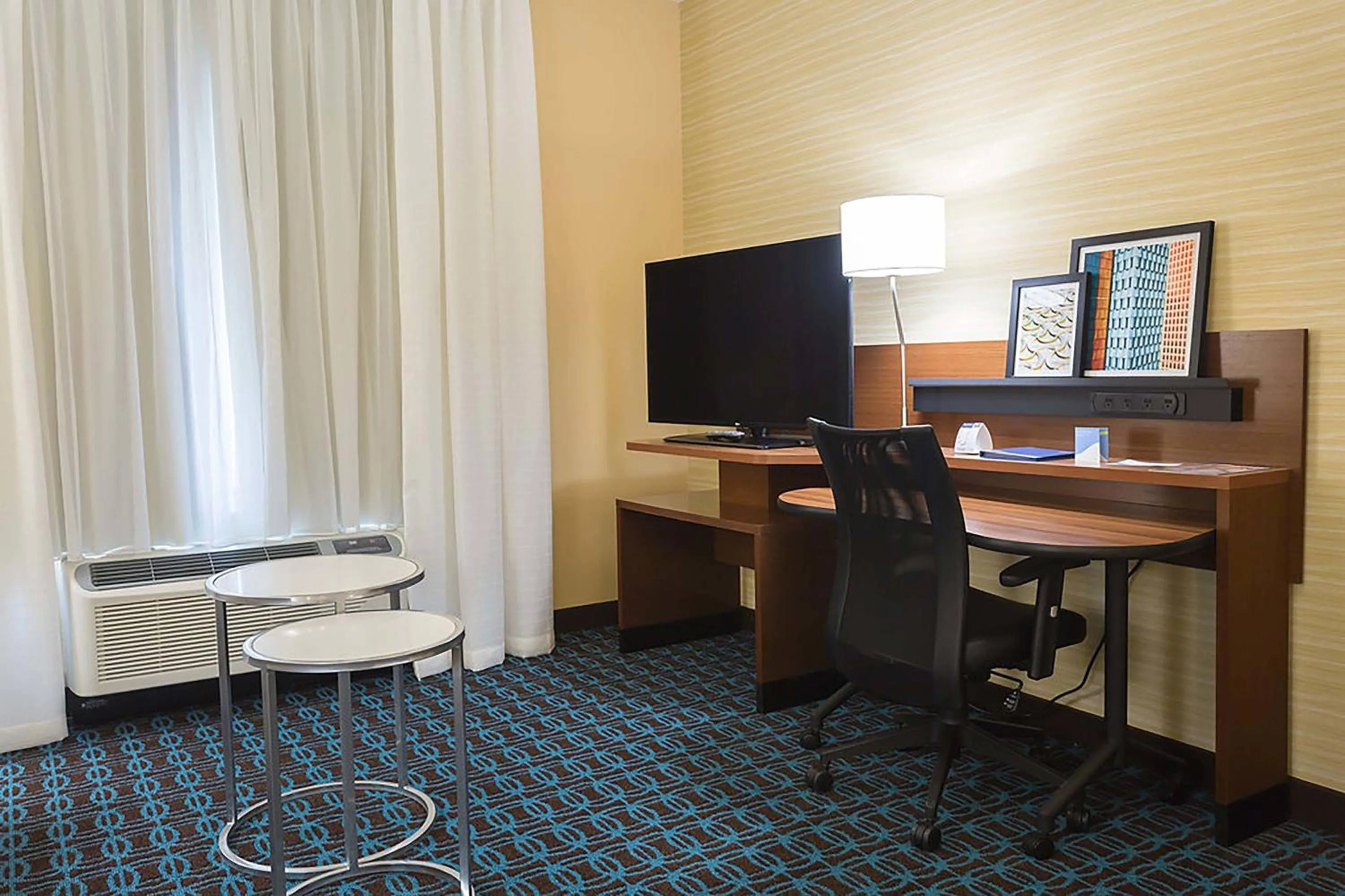 Photo of the whole room in Fairfield Inn & Suites by Marriott Jamestown