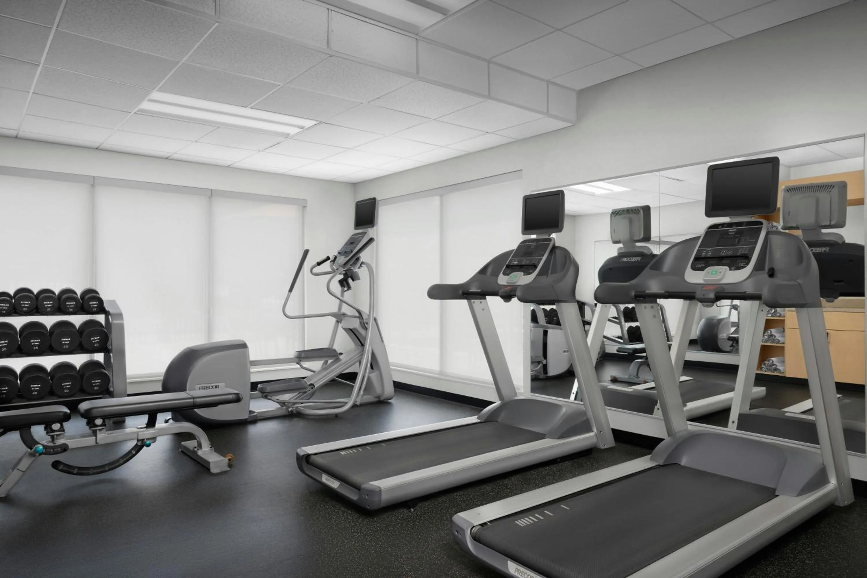 Fitness centre/facilities in TownePlace Suites by Marriott Goldsboro