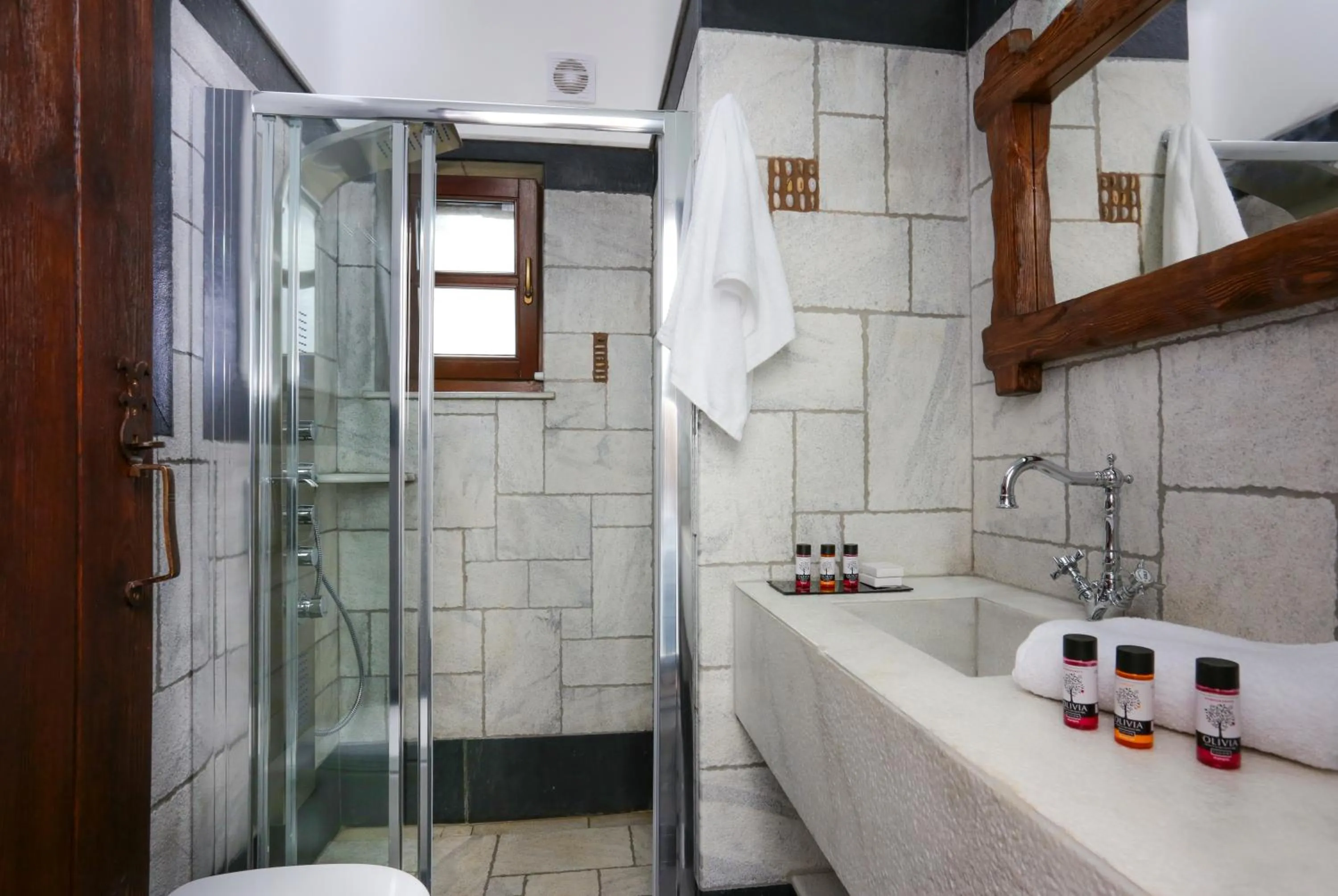 Bathroom in Astrolithos Boutique