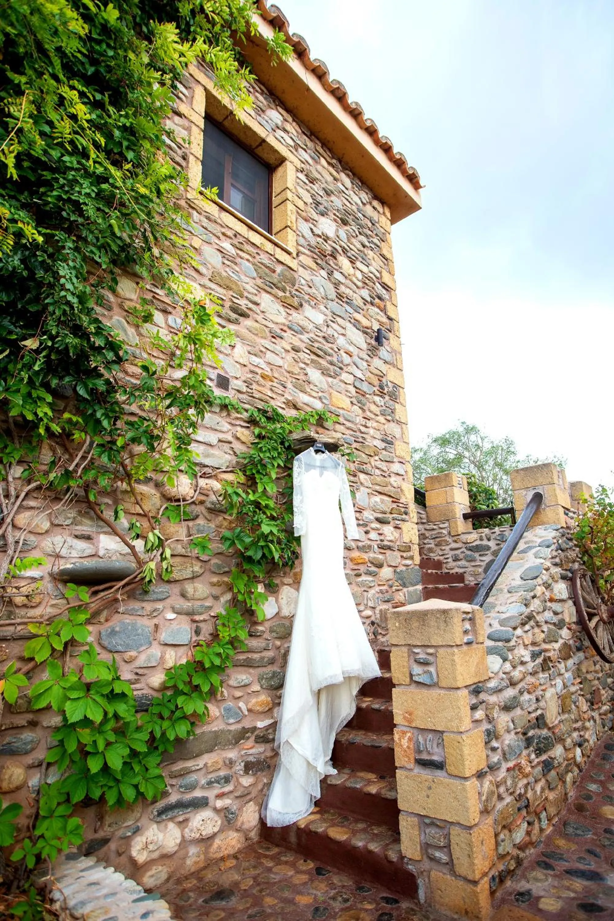 Facade/entrance in Astrolithos Boutique