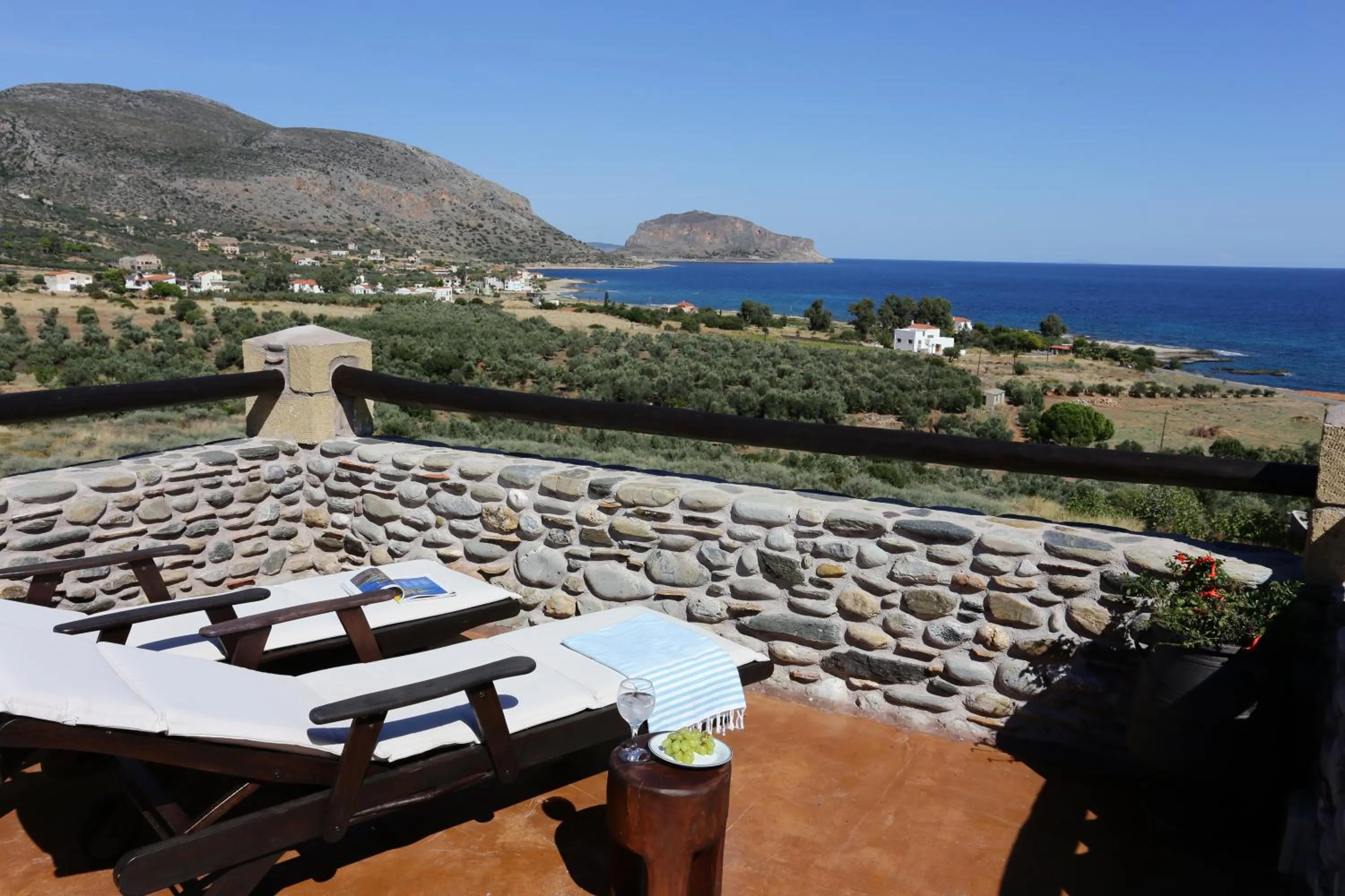 Patio in Astrolithos Boutique