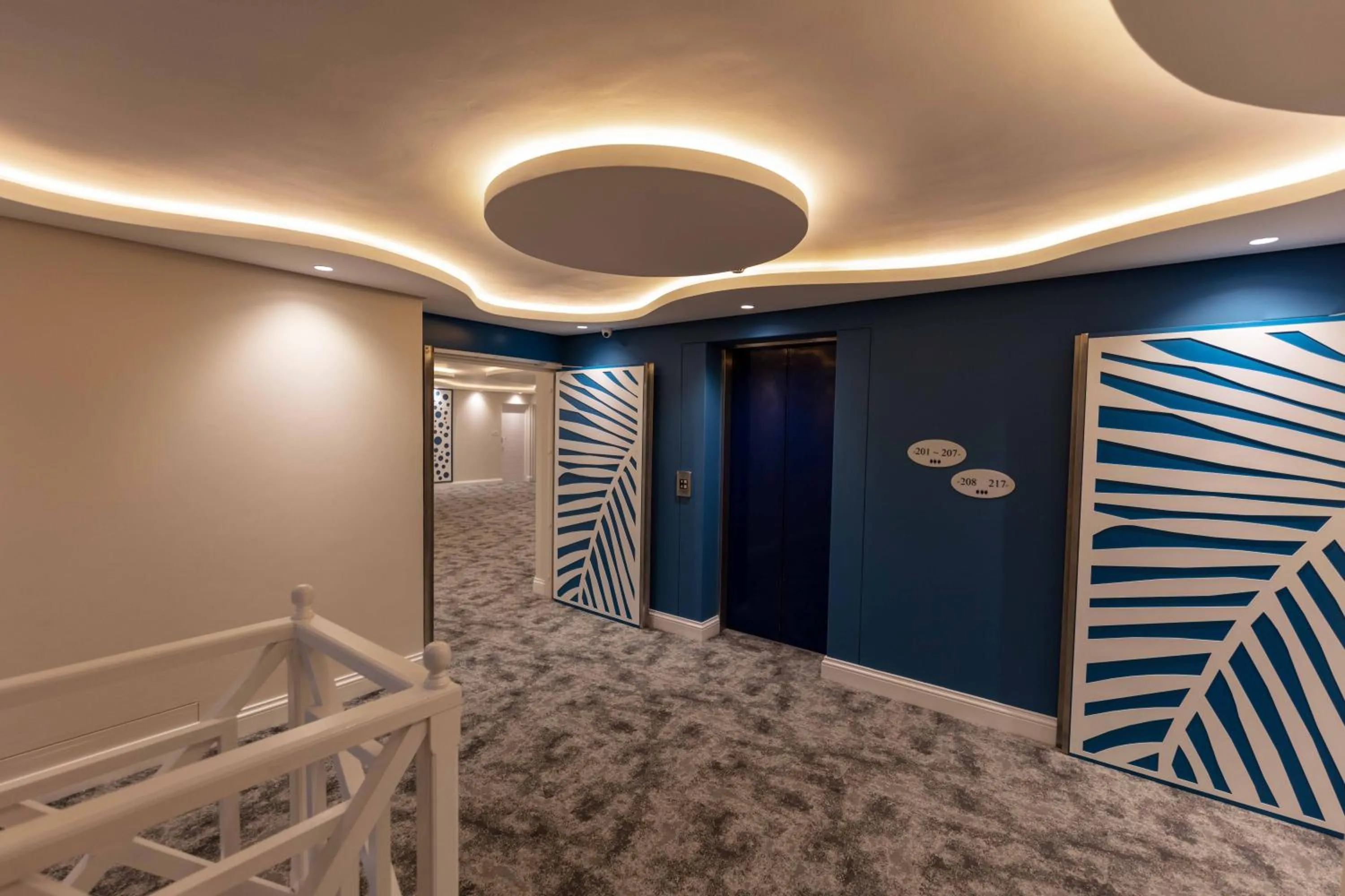 Lobby or reception, Bed in Bayview Hotel