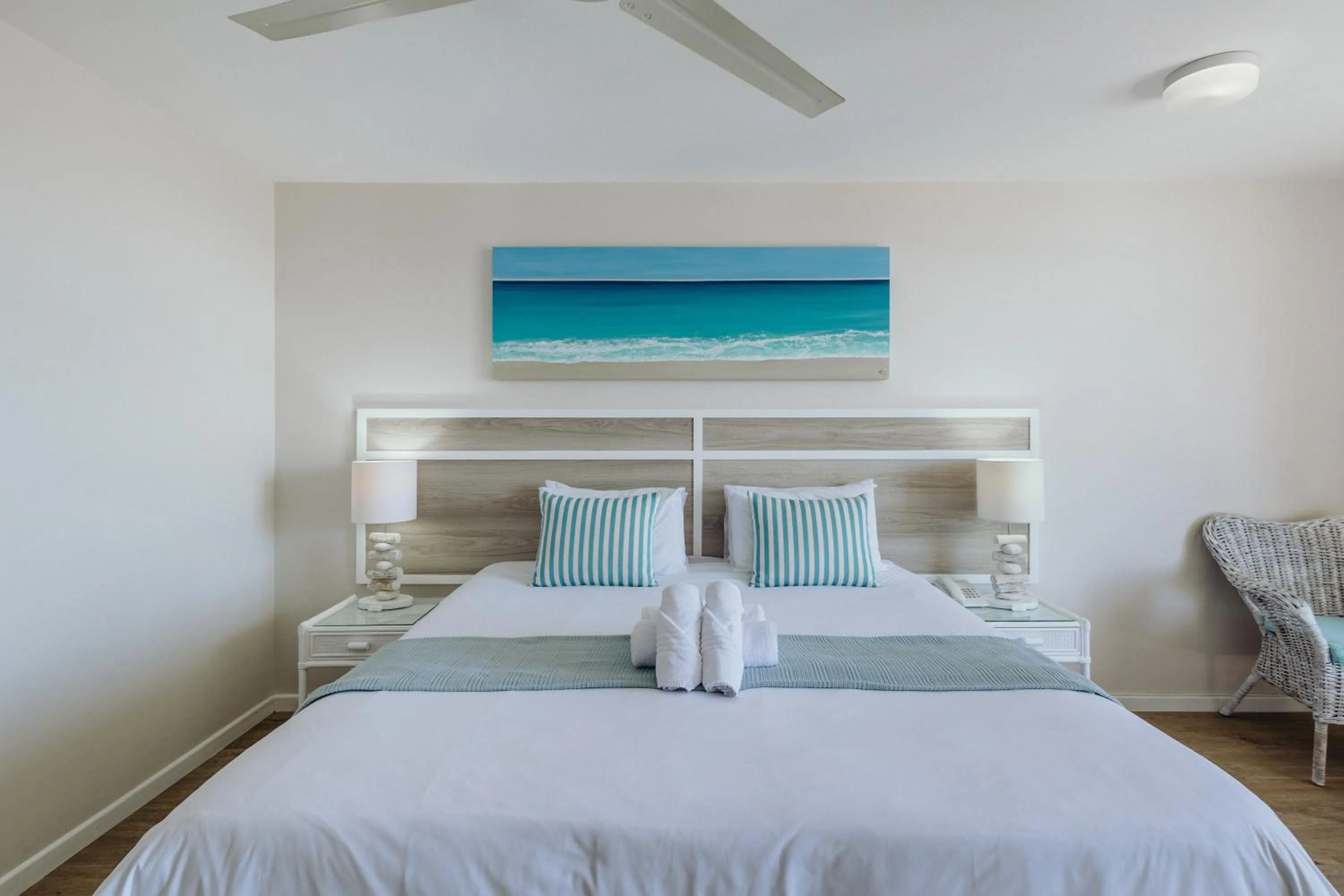 Bed in Bayview Hotel