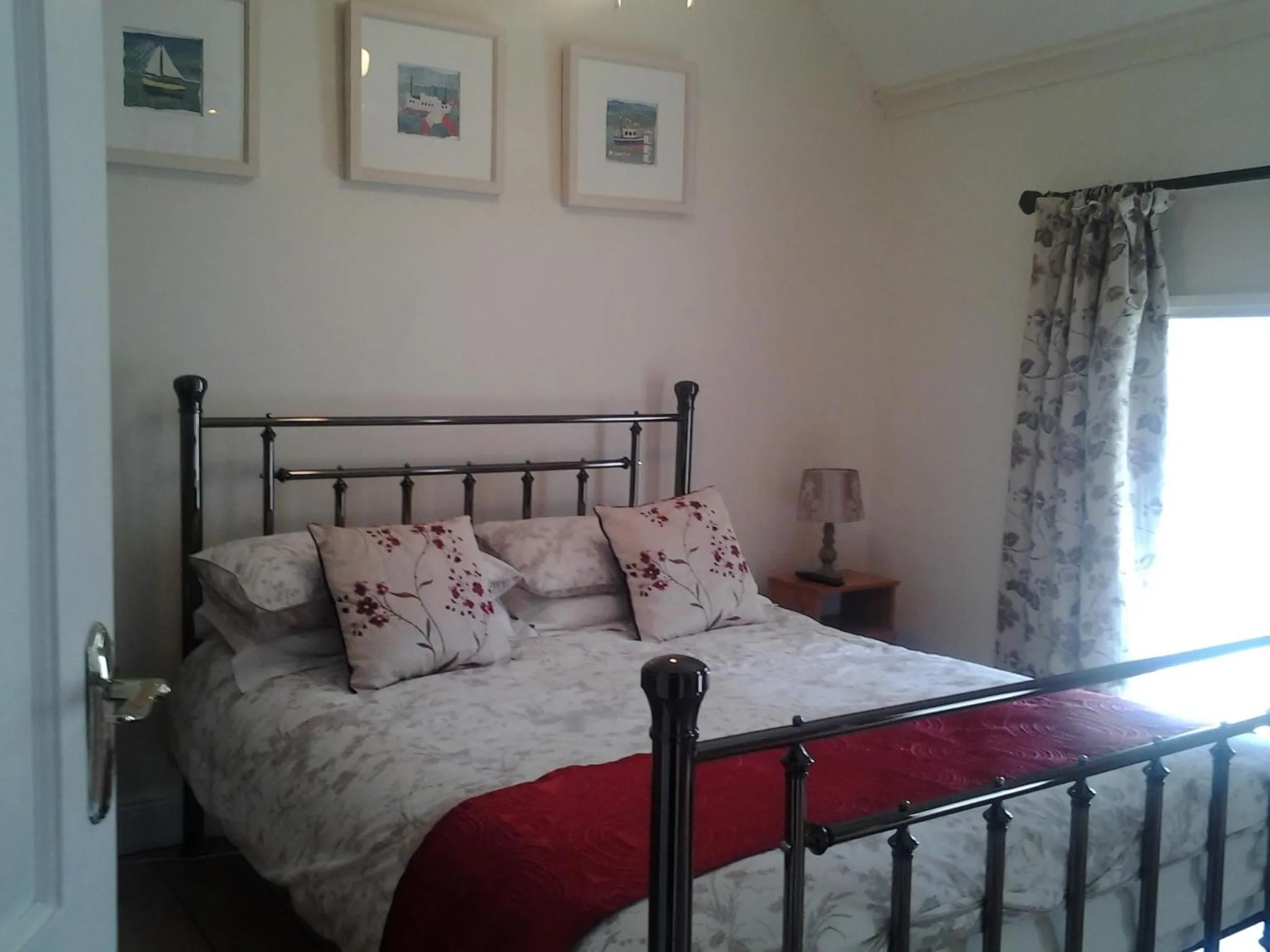 Bedroom, Bed in Sea Lodge B&B