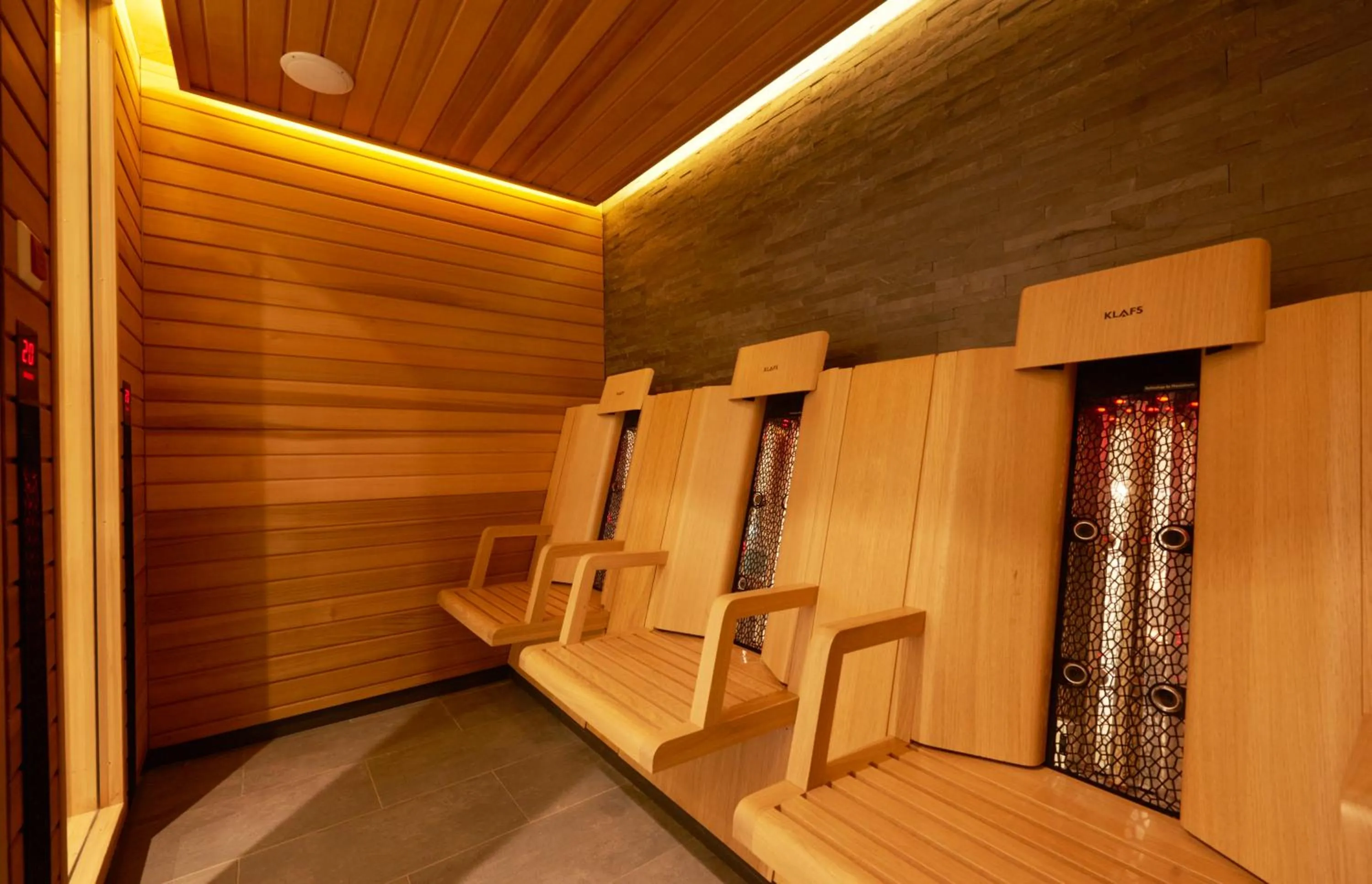 Spa and wellness centre/facilities in Baltic Park Molo Apartments by Zdrojowa