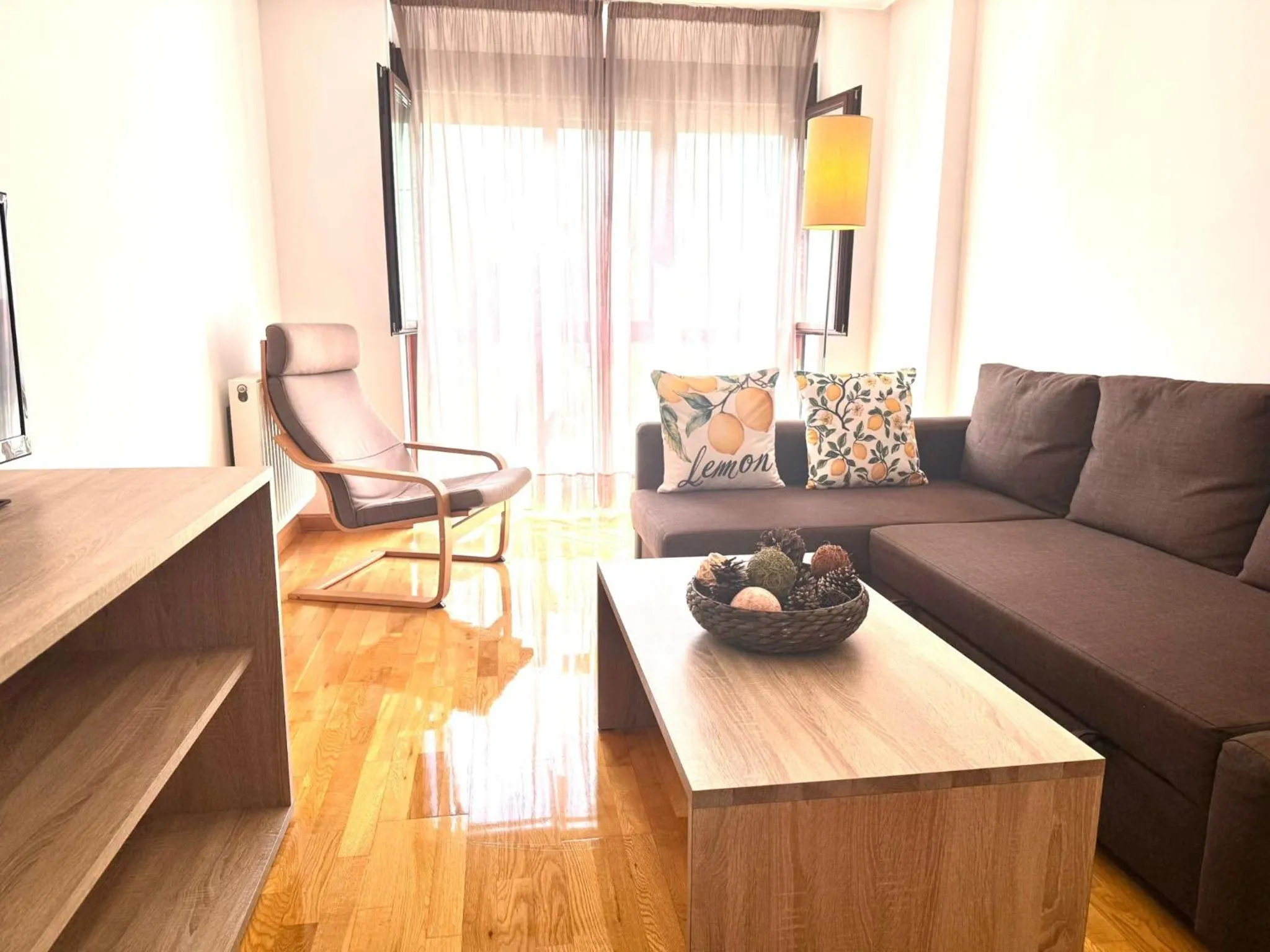 Communal lounge/ TV room in Apartamentos El Caxigu