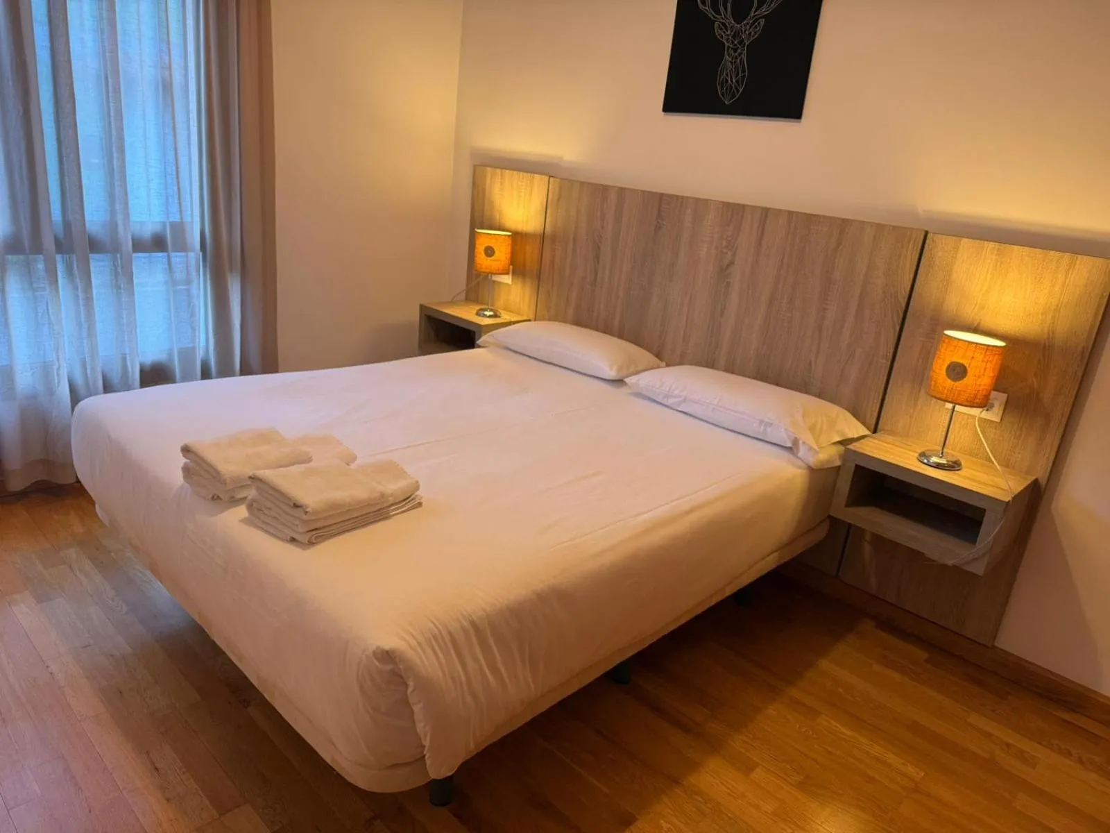 Bedroom, Bed in Apartamentos El Caxigu