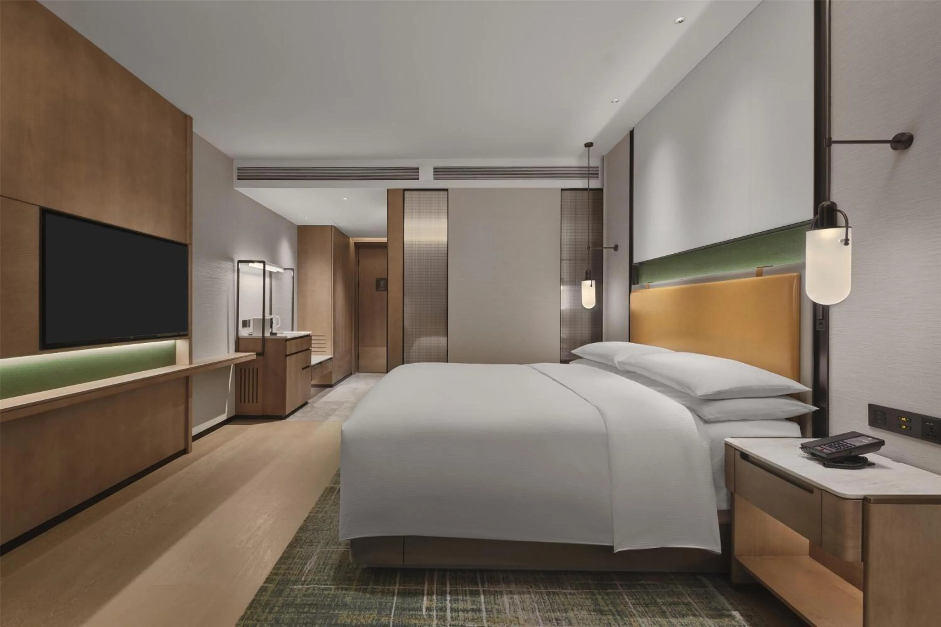 Bed in Doubletree By Hilton Zhengzhou East