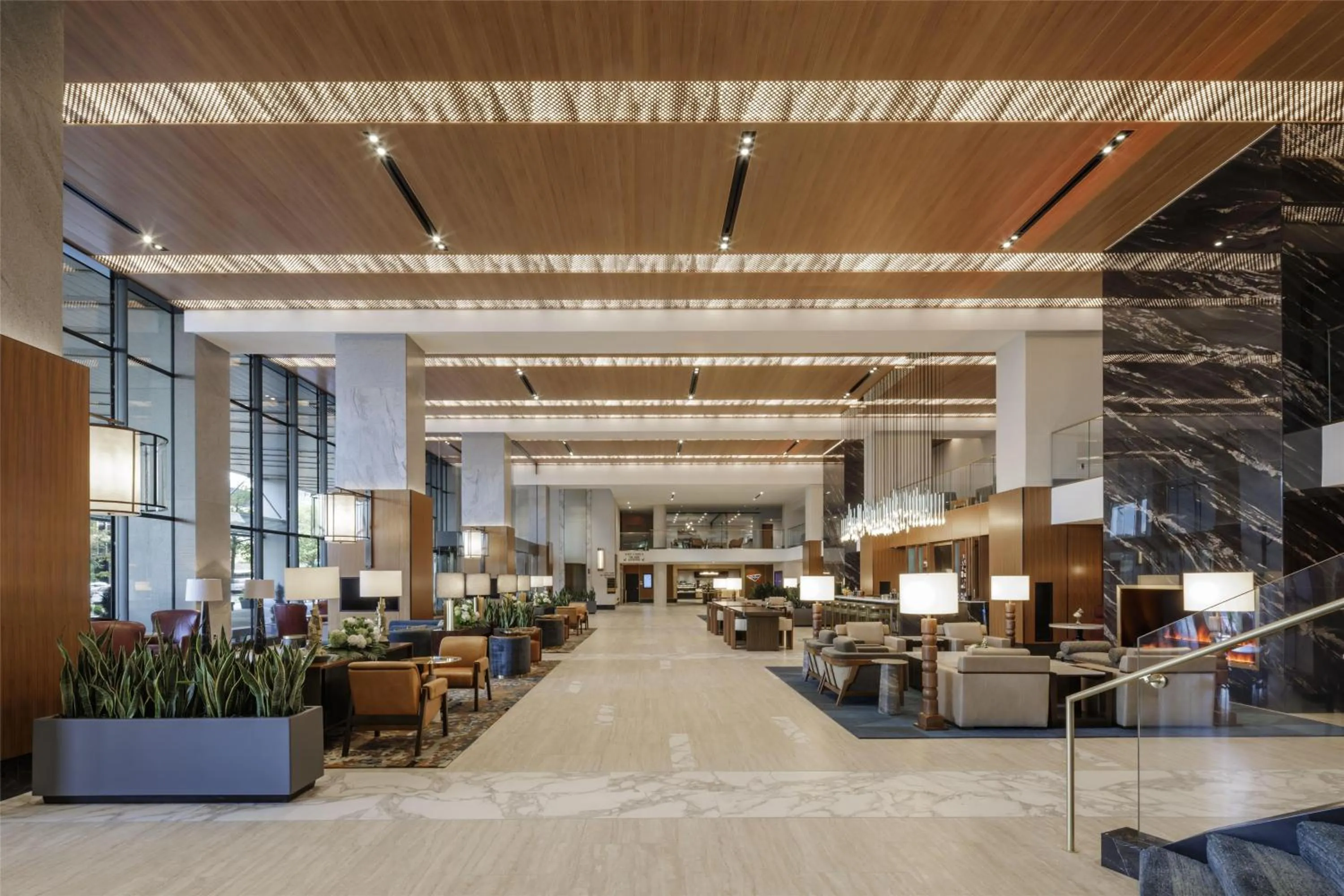 Lobby or reception in Hilton Arlington Rosslyn The Key