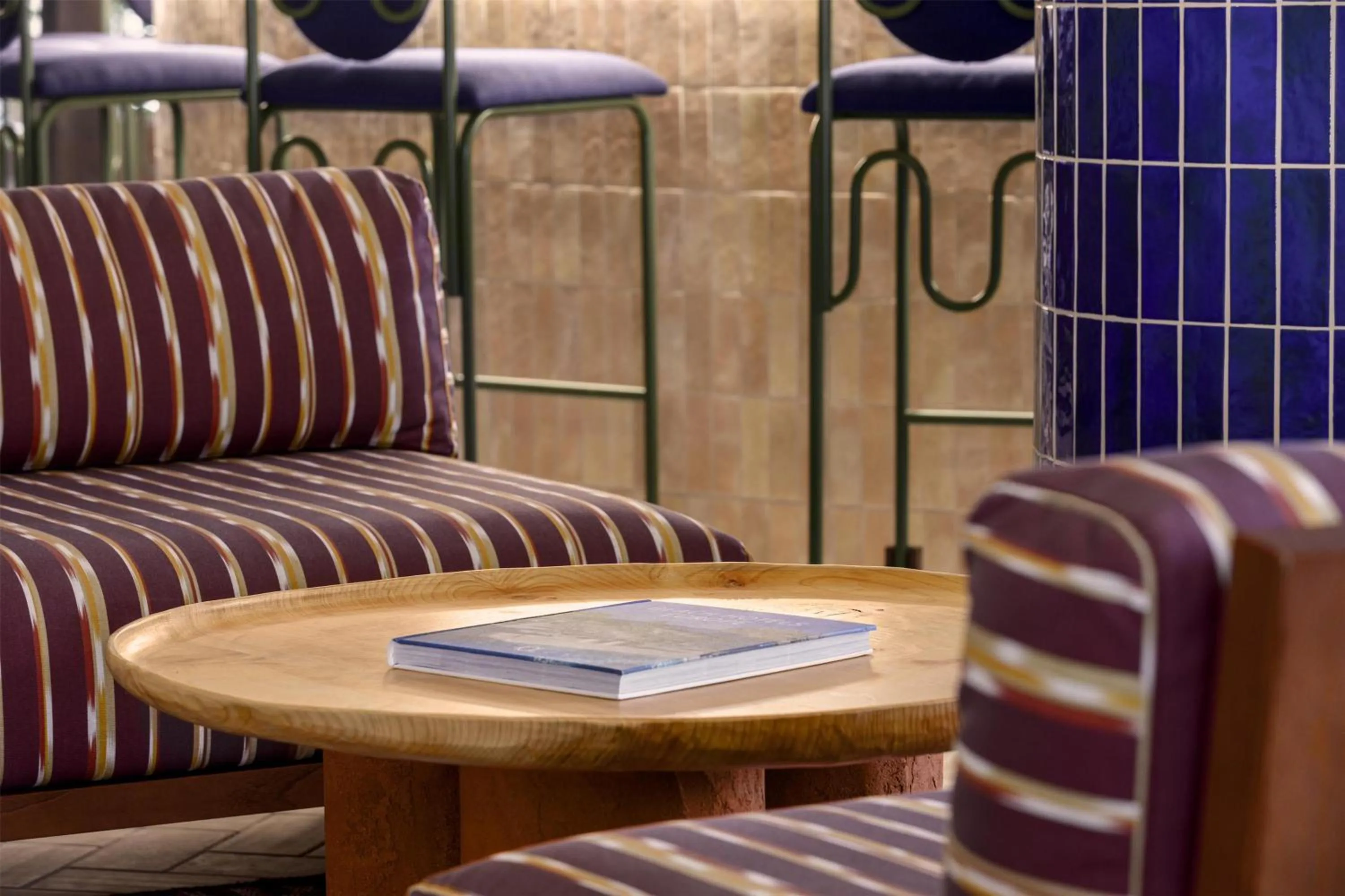 Lobby or reception in Amarello Hotel Praia Santo André, Tapestry Collection by Hilton