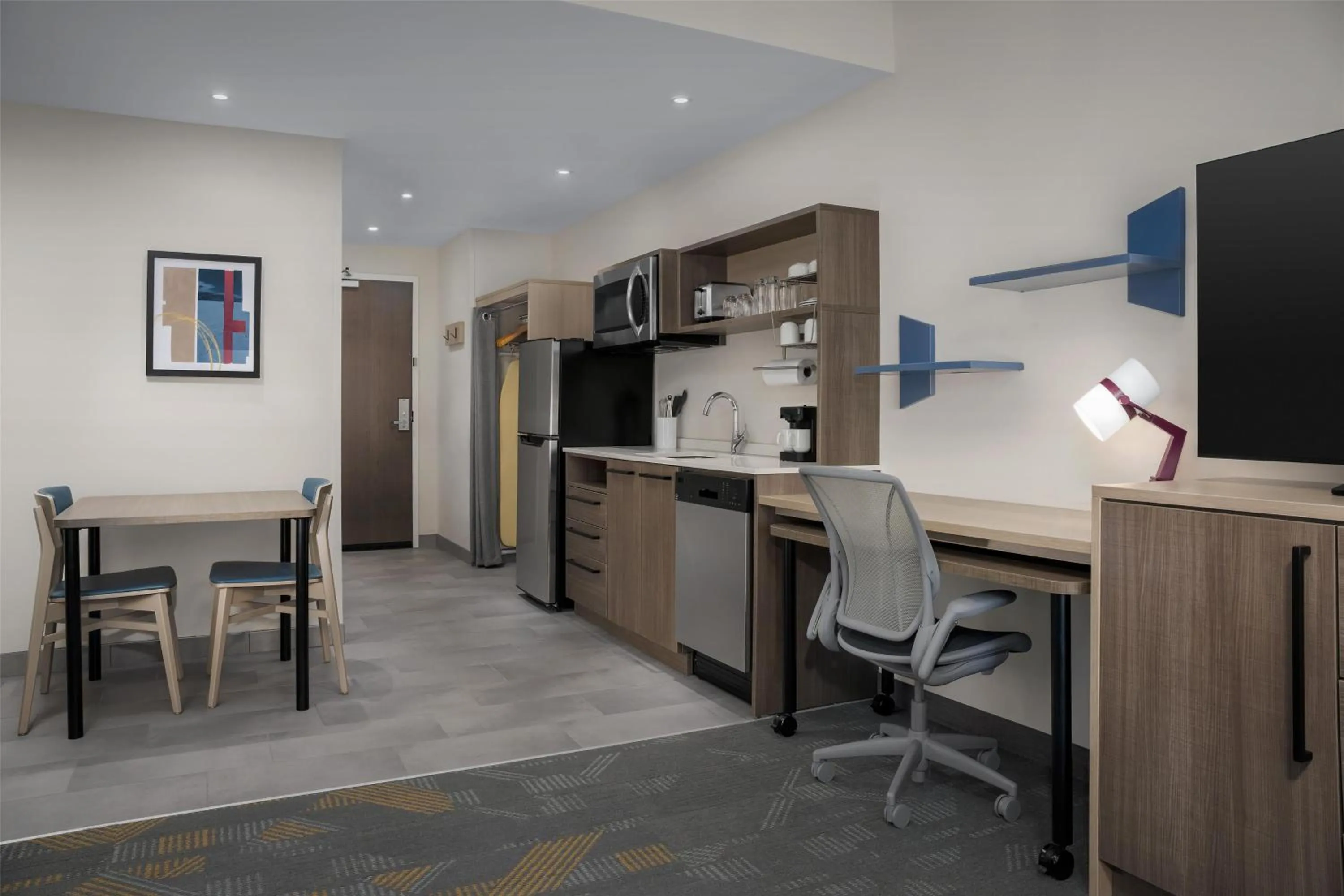 Bedroom in Home2 Suites By Hilton Tooele